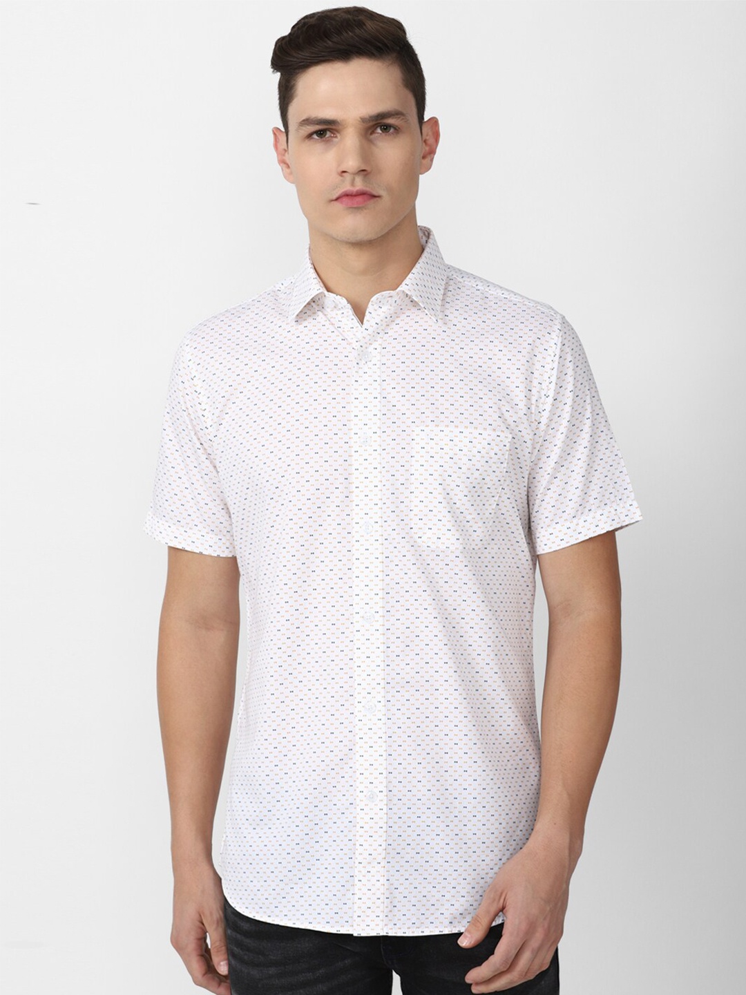 

Van Heusen Sport Men Pure cotton White Slim Fit Printed Casual Shirt