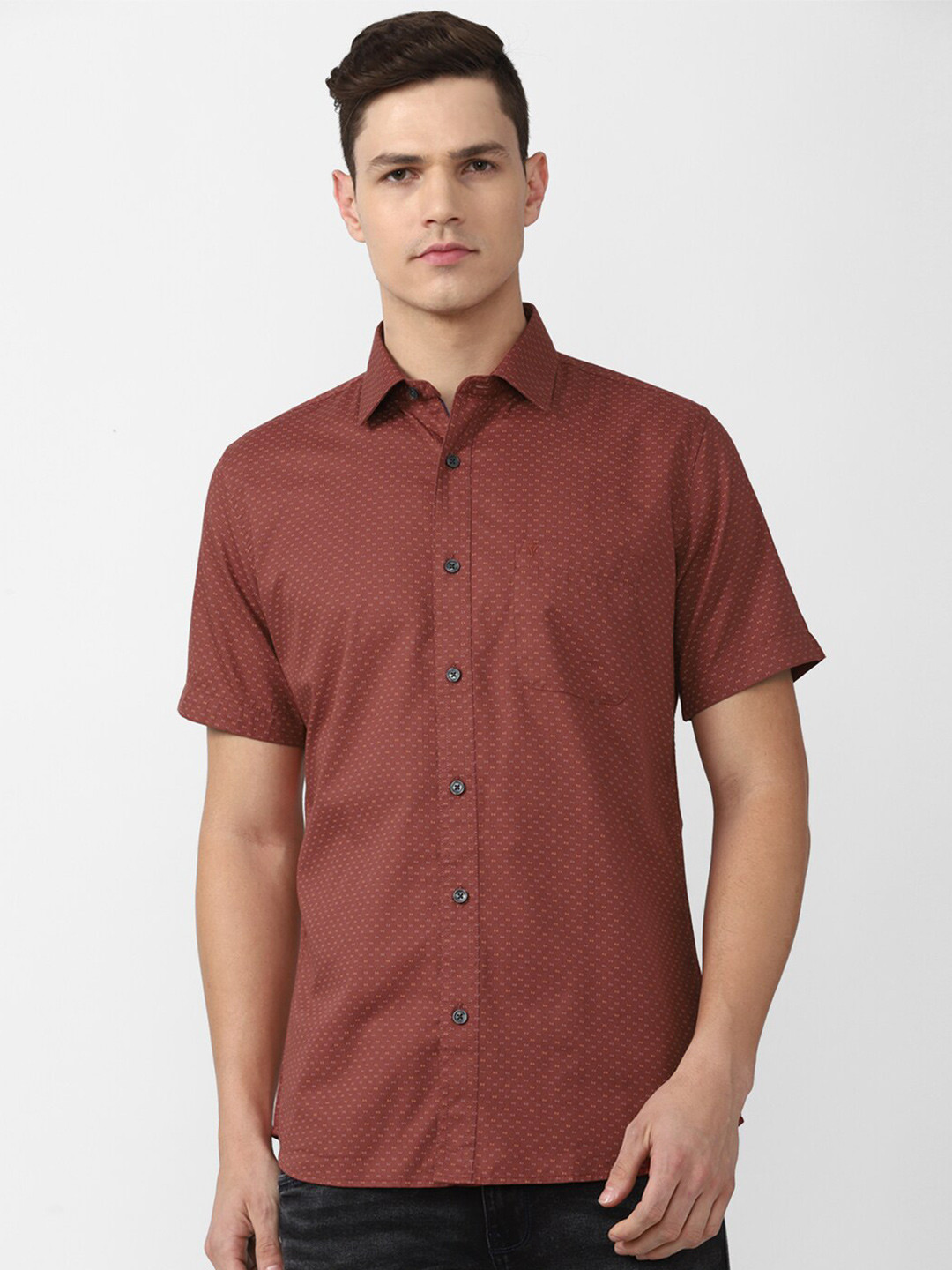 

Van Heusen Sport Men Pure cotton Brown Slim Fit Printed Casual Shirt