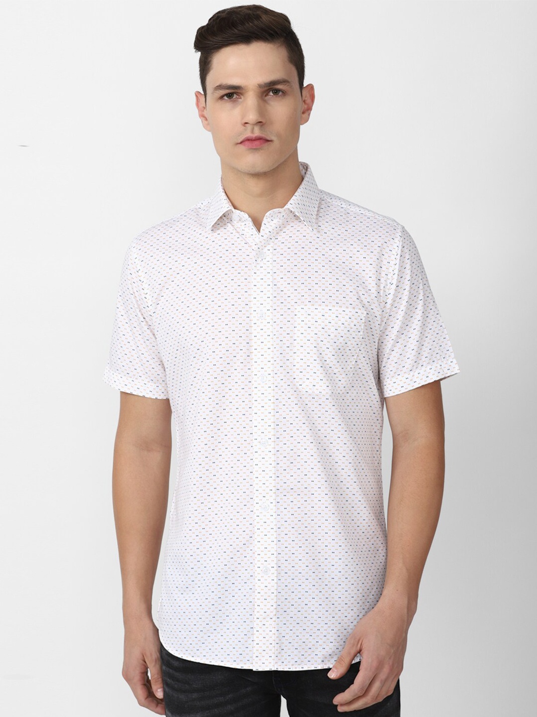

Van Heusen Sport Men White Geometric Print Slim Fit Cotton Casual Shirt