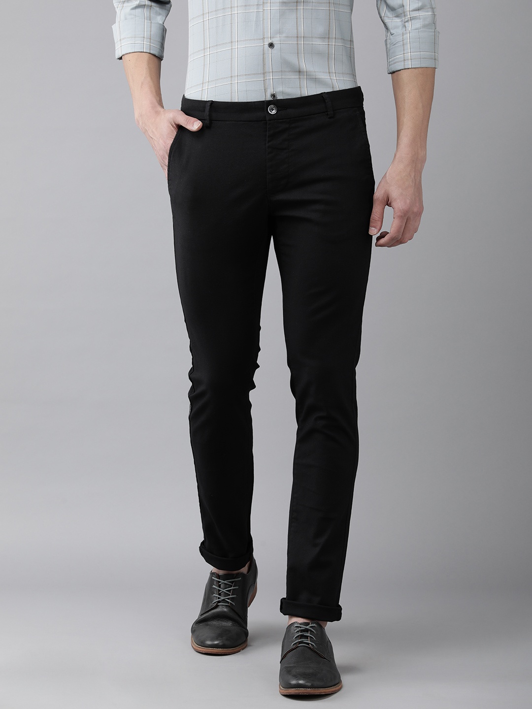 

Arrow Sport Men Black Slim Fit Chinos