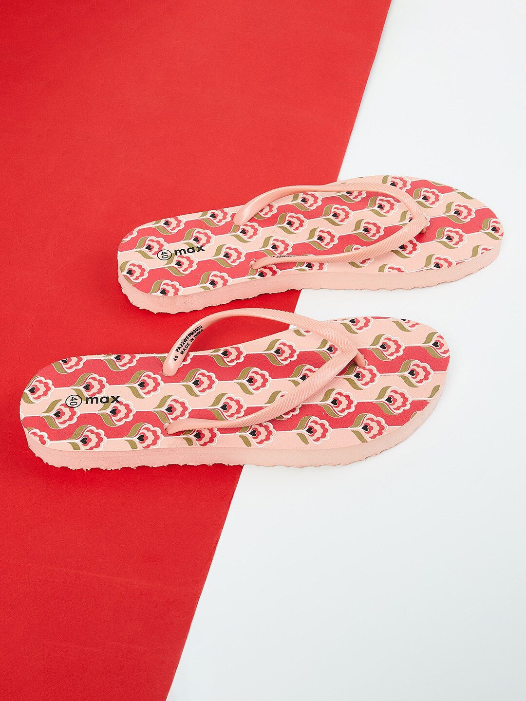 

max Women Pink & Green Printed Room Slippers