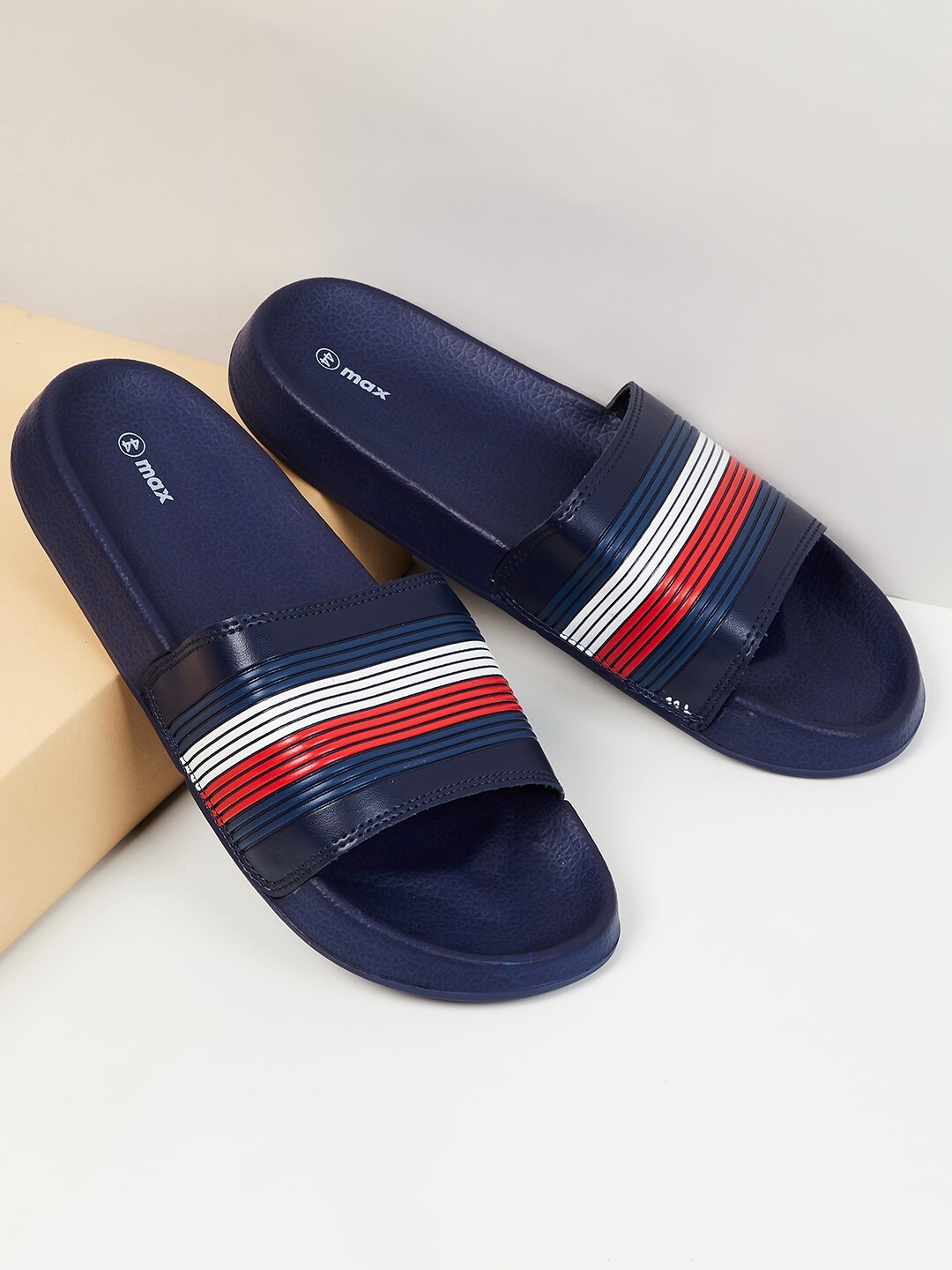 

max Men Blue & Red Printed Striped Sliders