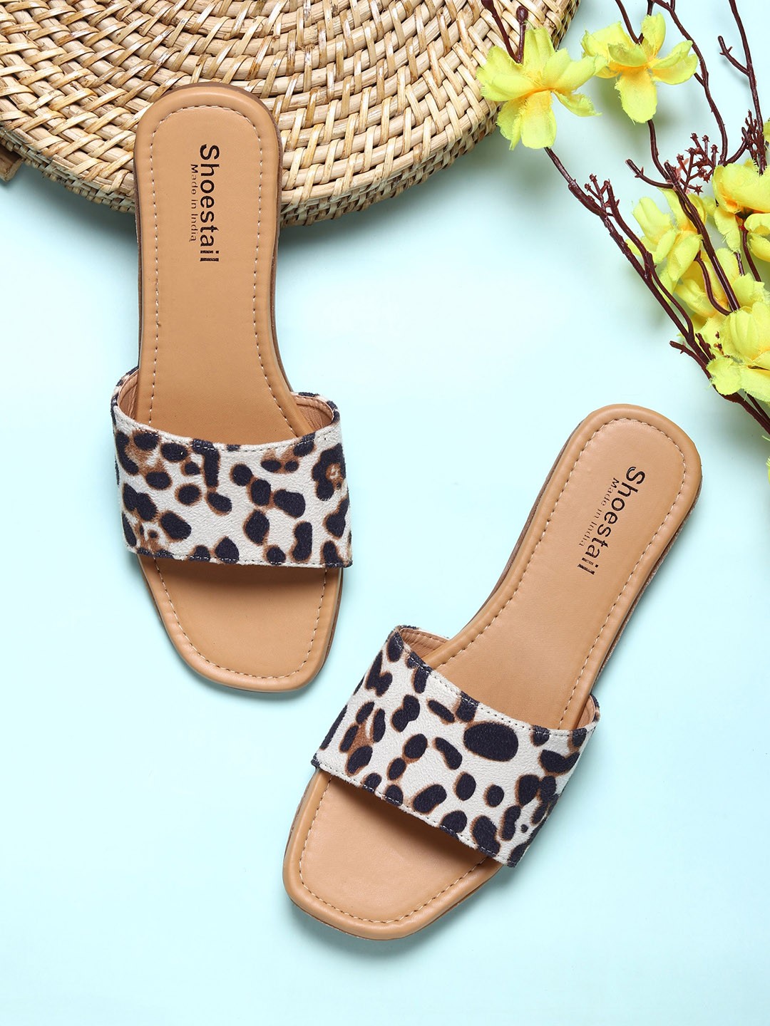 

Shoestail Women Printed Open Toe Flats, White