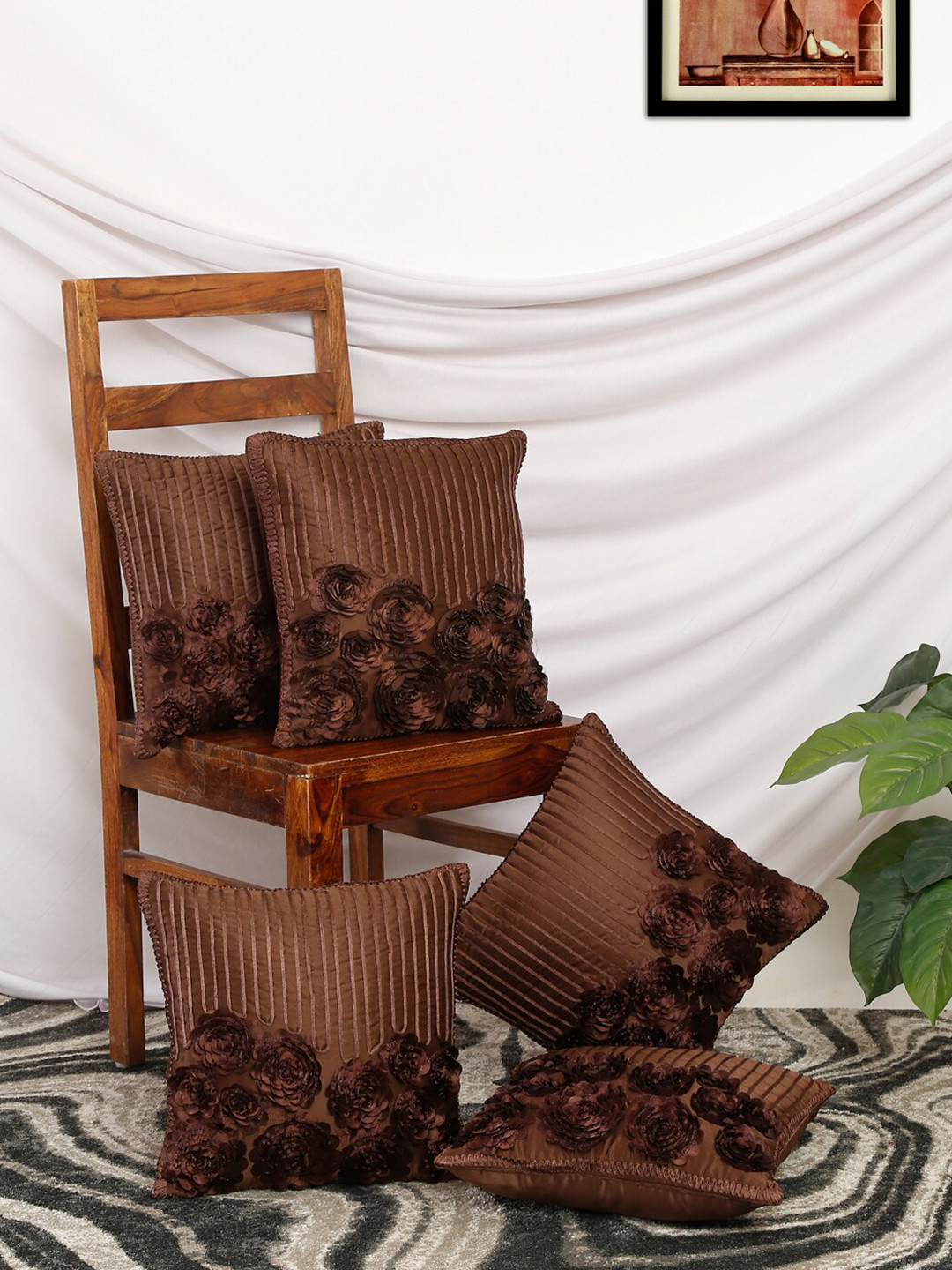 

MULTITEX Set of 5 Floral Velvet Square Cushion Covers, Brown