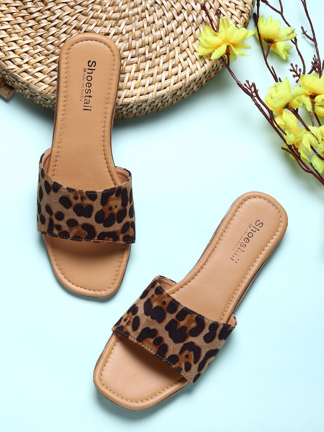 

Shoestail Women Beige Printed Open Toe Flats