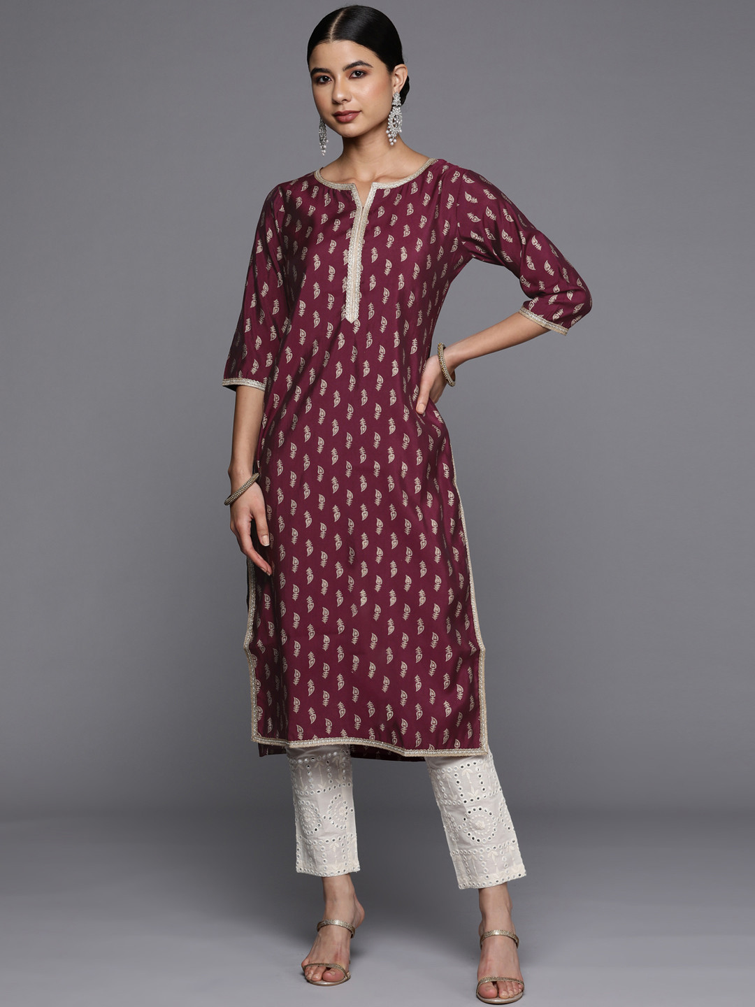 

Libas Women Burgundy Ethnic Motifs Printed Kurta