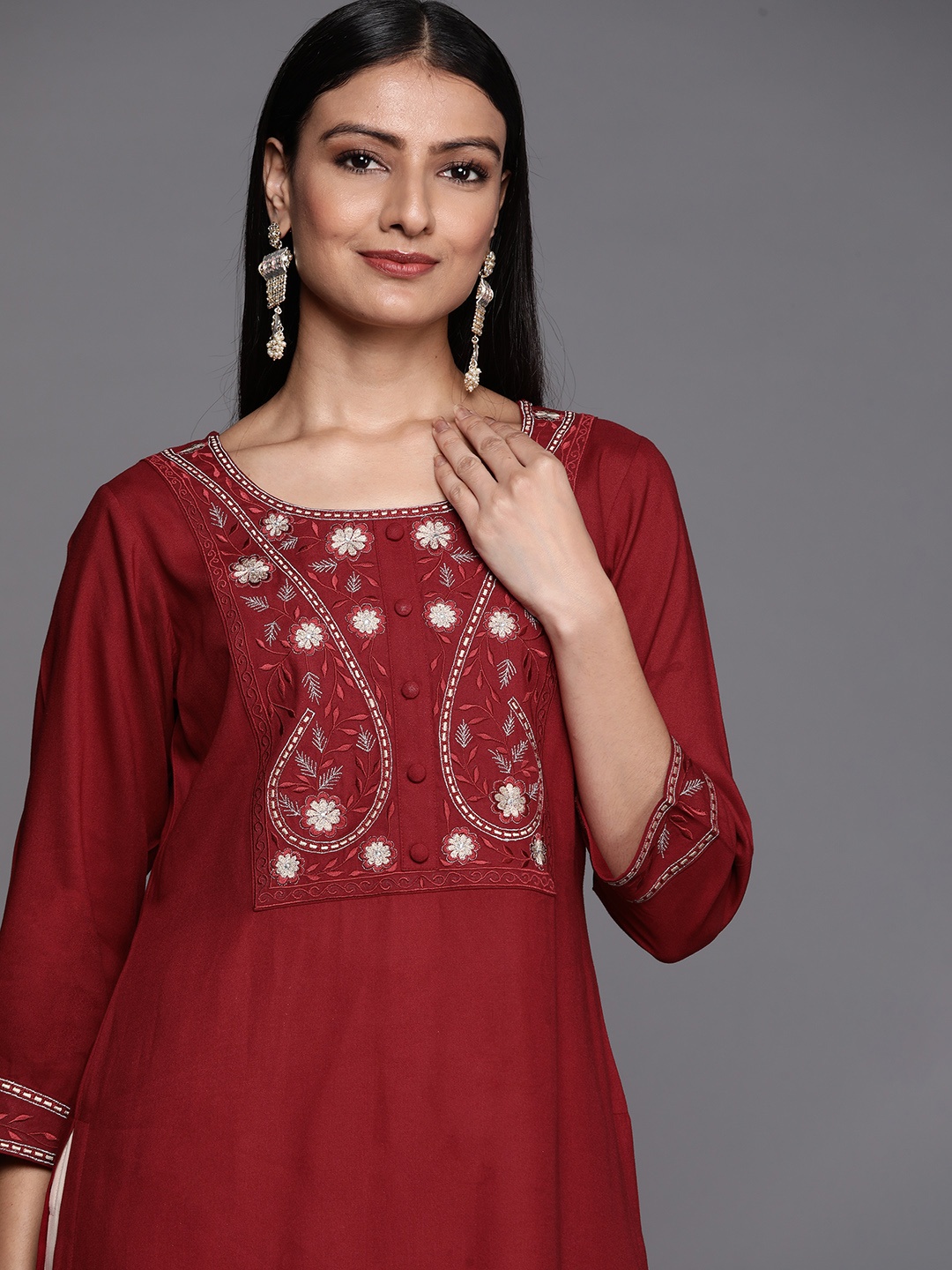

Libas Women Red & White Floral Yoke Design Thread Work Kurta