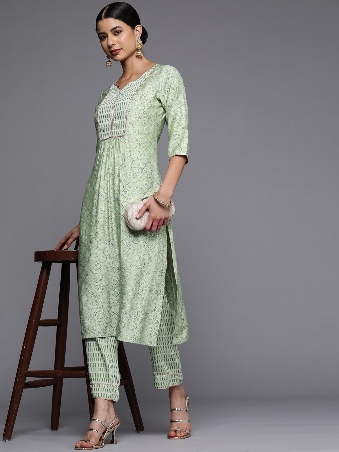 

Libas Women Green Printed Relaxed Straight Leg Slim Fit Trousers