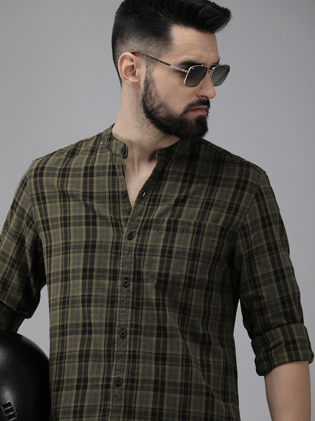 

Roadster Men Olive Green & Black Comfort Tartan Checked Cotton Shirt