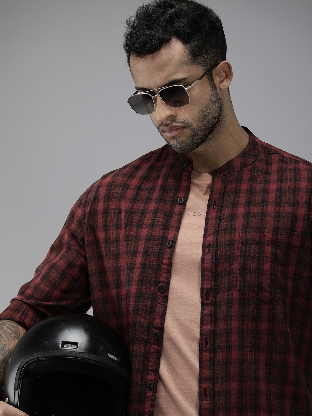 

Roadster Men Rust Red & Navy Blue Comfort Tartan Checked Cotton Shirt