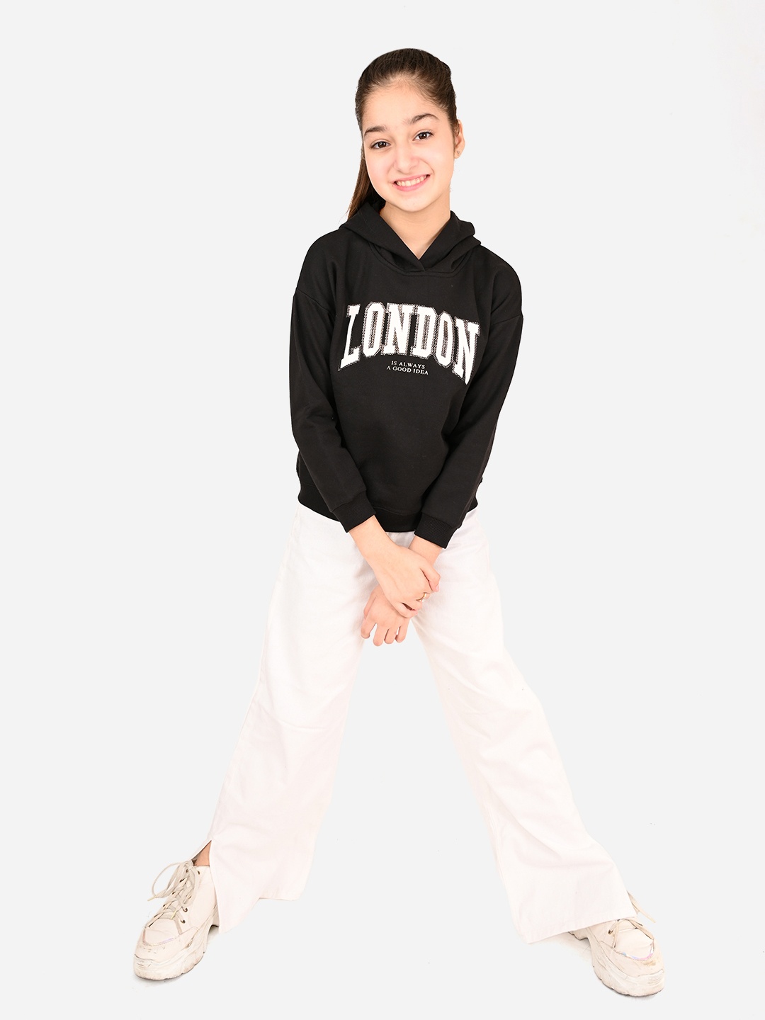 

LilPicks Girls Black Printed Hooded Sweatshirt