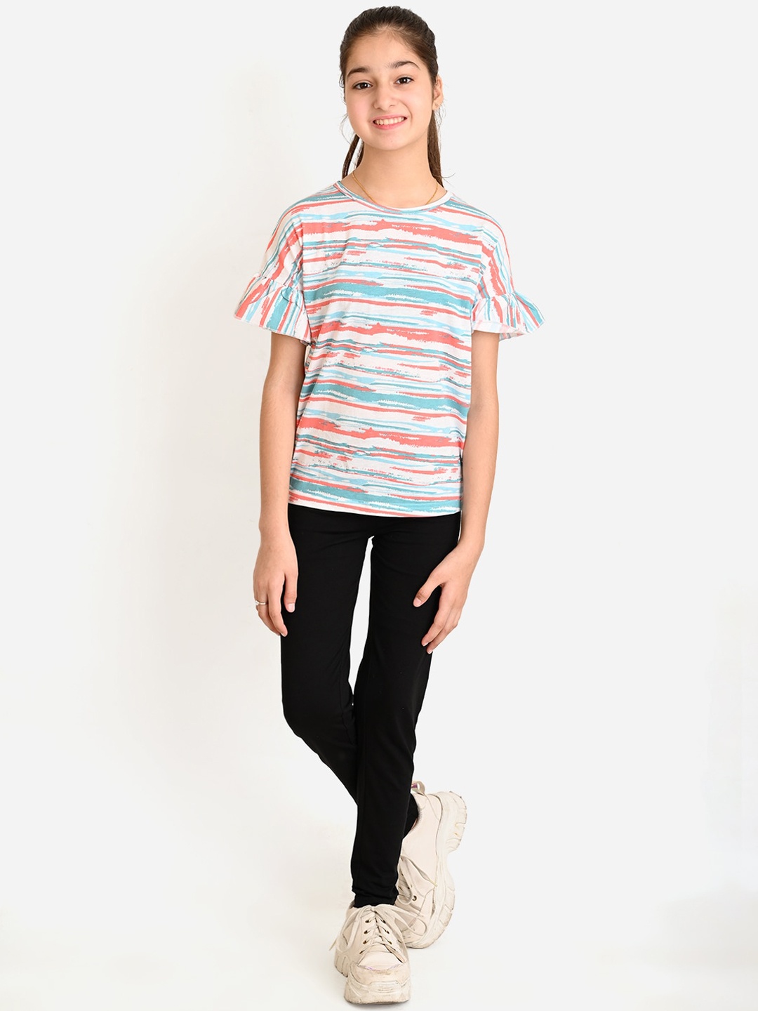 

LilPicks Girls White & Black Printed Top with Leggings