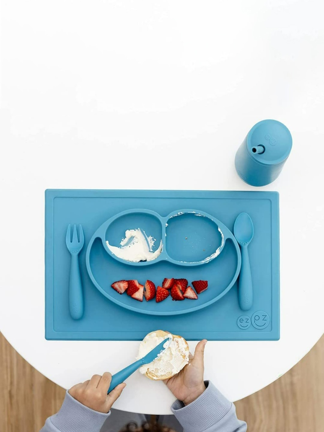 

ezpz Kids Blue Solid Baby Utensils