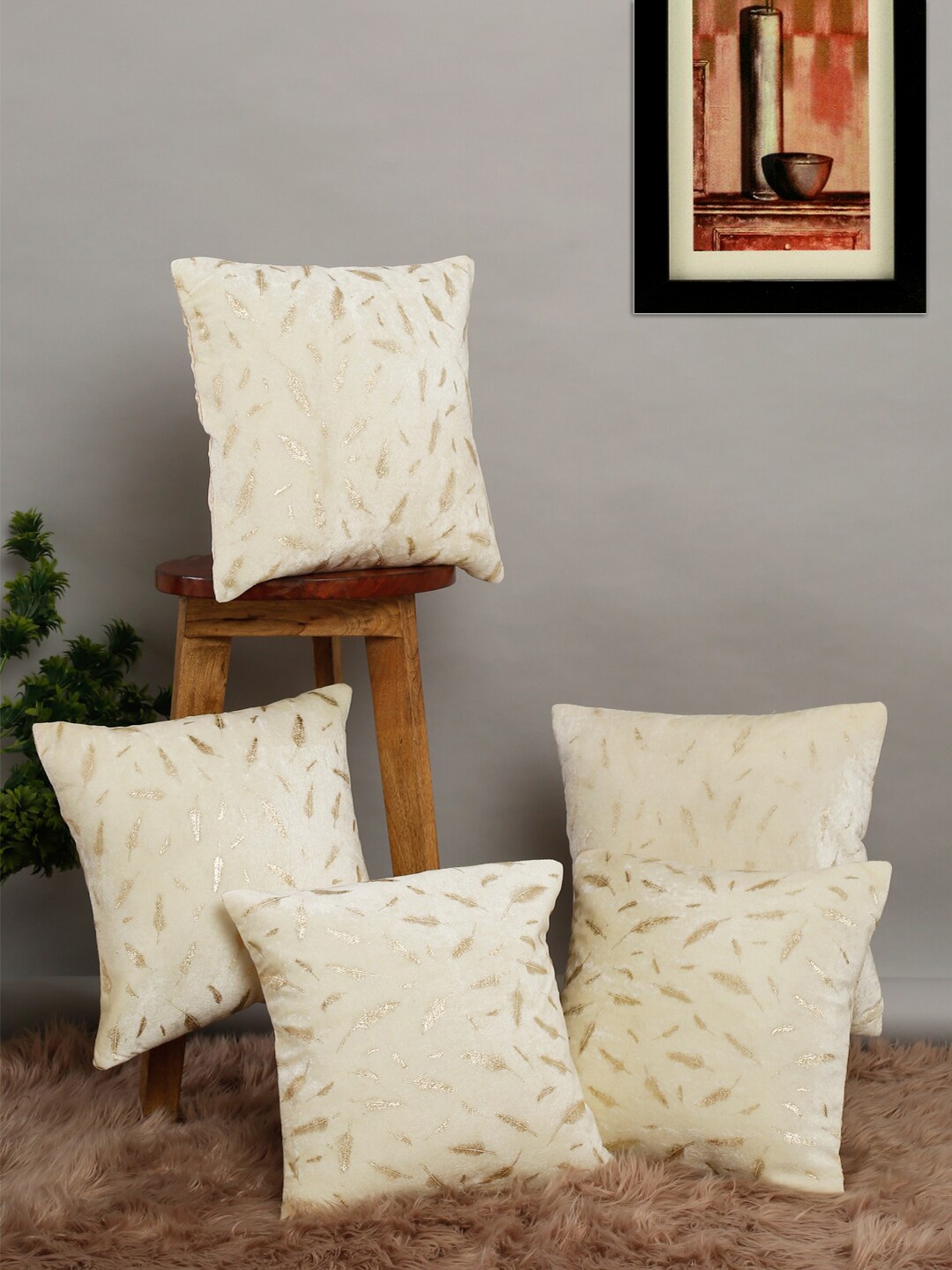 

MULTITEX Set of 5 Floral Velvet Square Cushion Covers, Beige