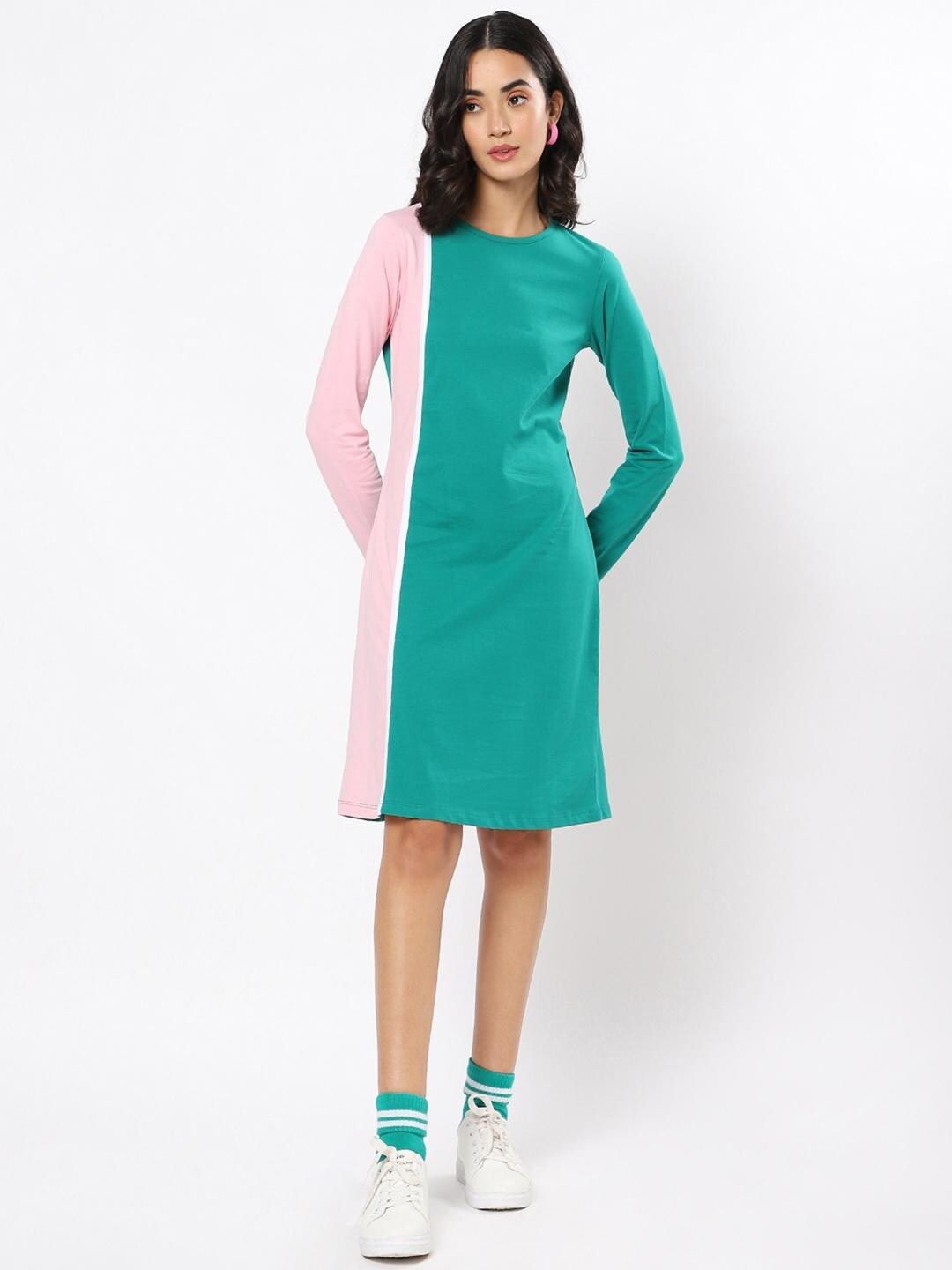 

Bewakoof Green Sheath Dress