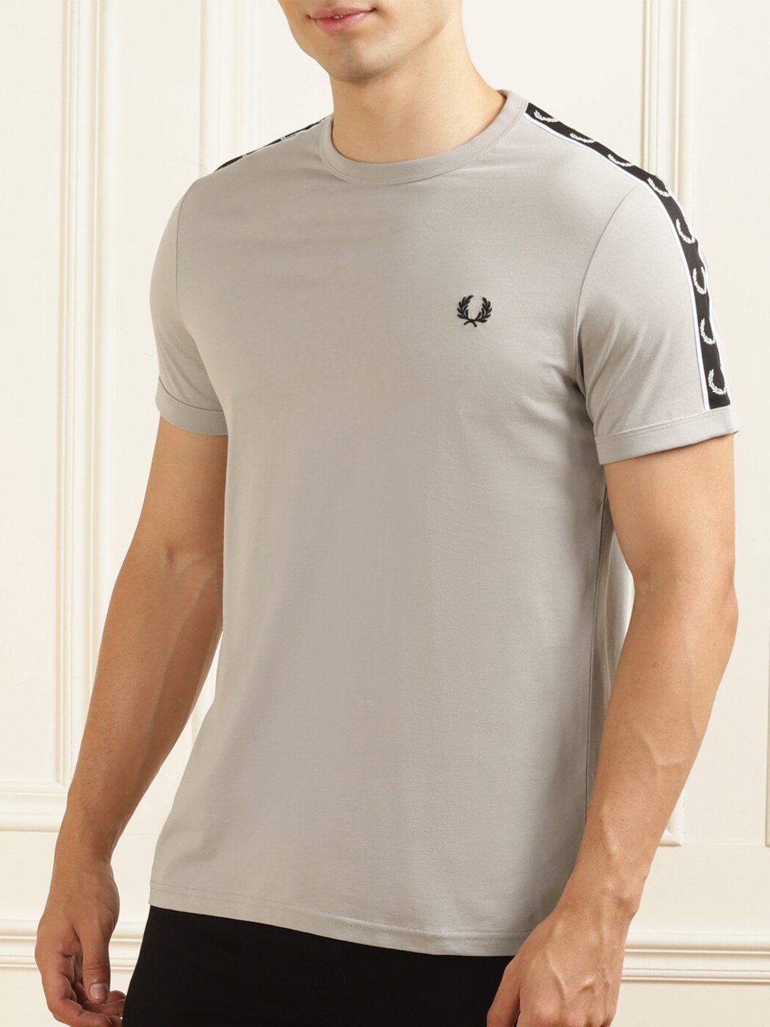 

Fred Perry Men Grey Pure Cotton T-shirt