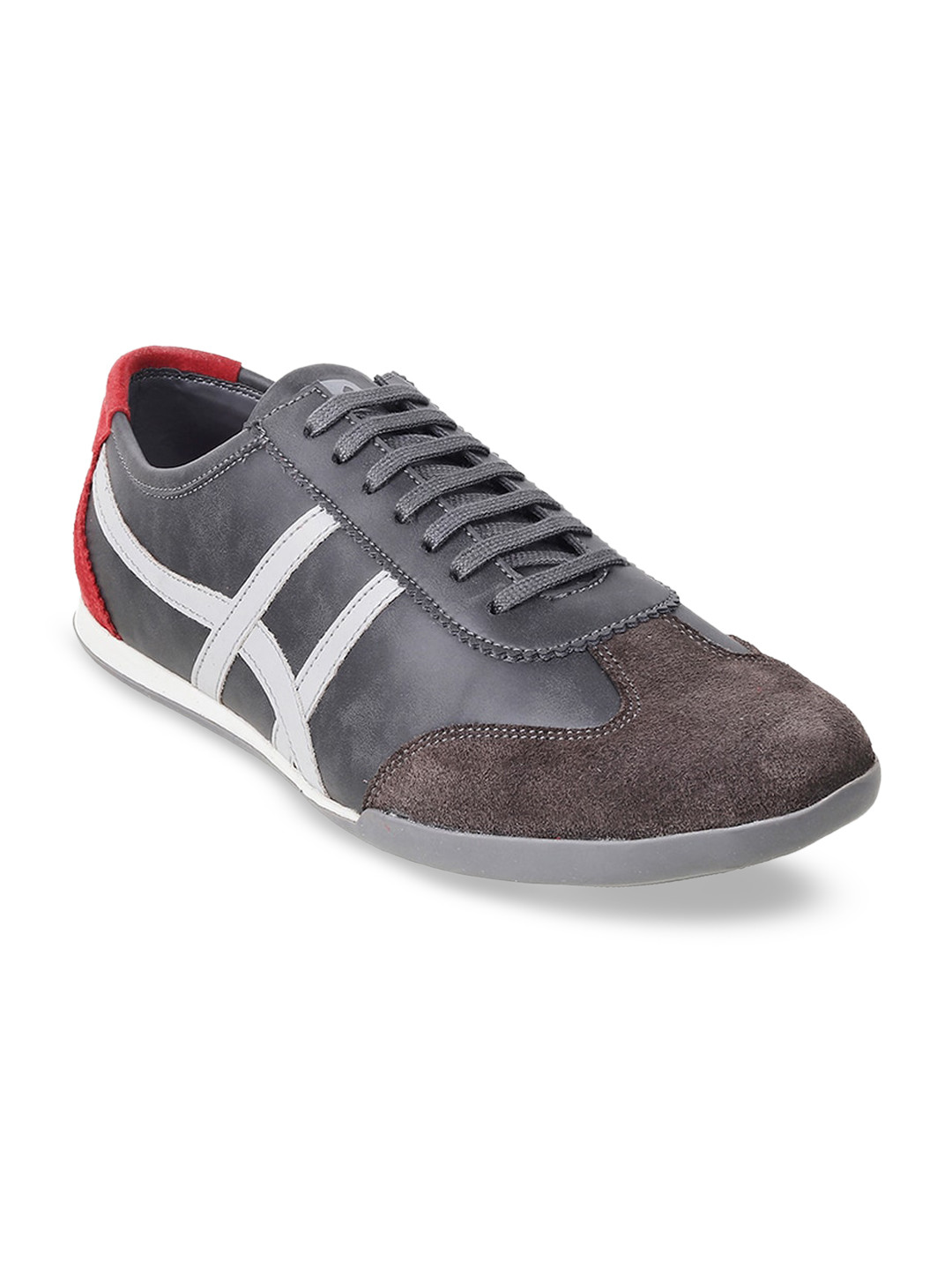 

Metro Men Woven Design Sneakers, Grey