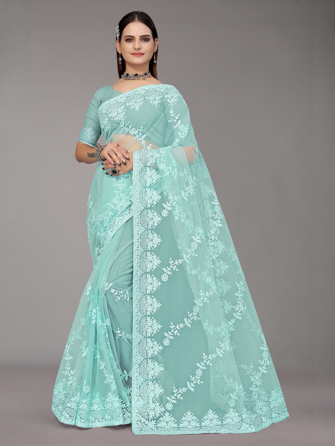 

Nimayaa Green Floral Beads and Stones Net Mangalagiri Saree