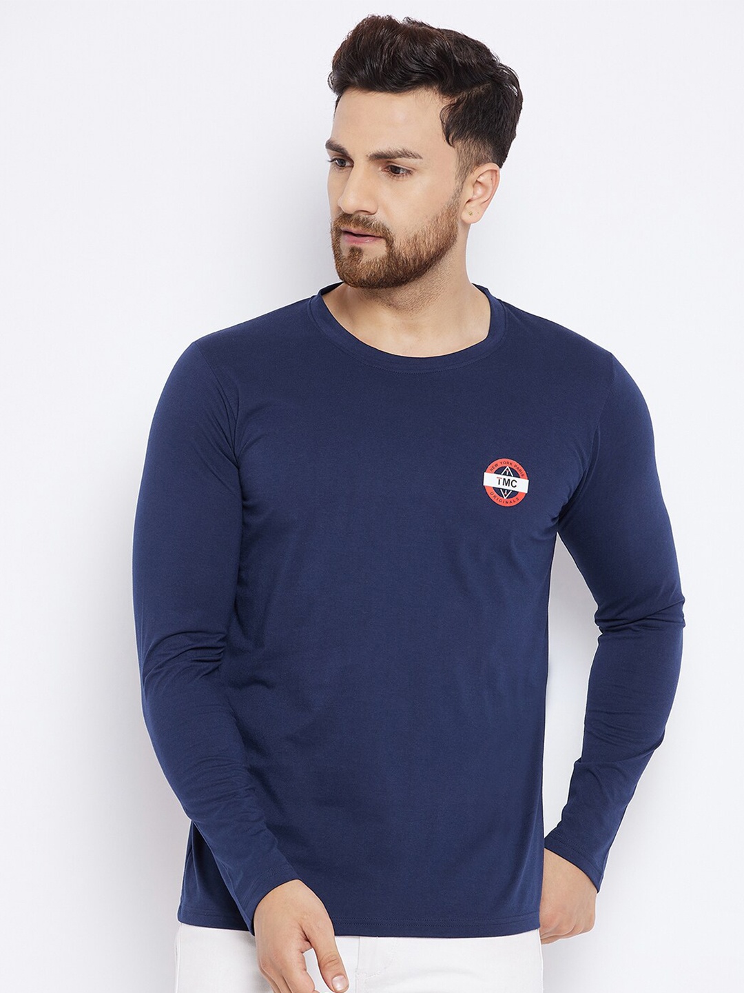 

THE MILLION CLUB Men Navy Blue & White Typography Printed T-shirt