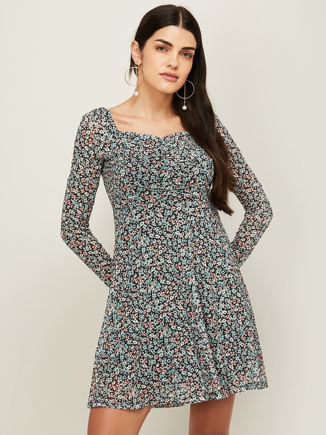 

Ginger by Lifestyle Women Green & Peach-Coloured Floral Fit And Flare Dress