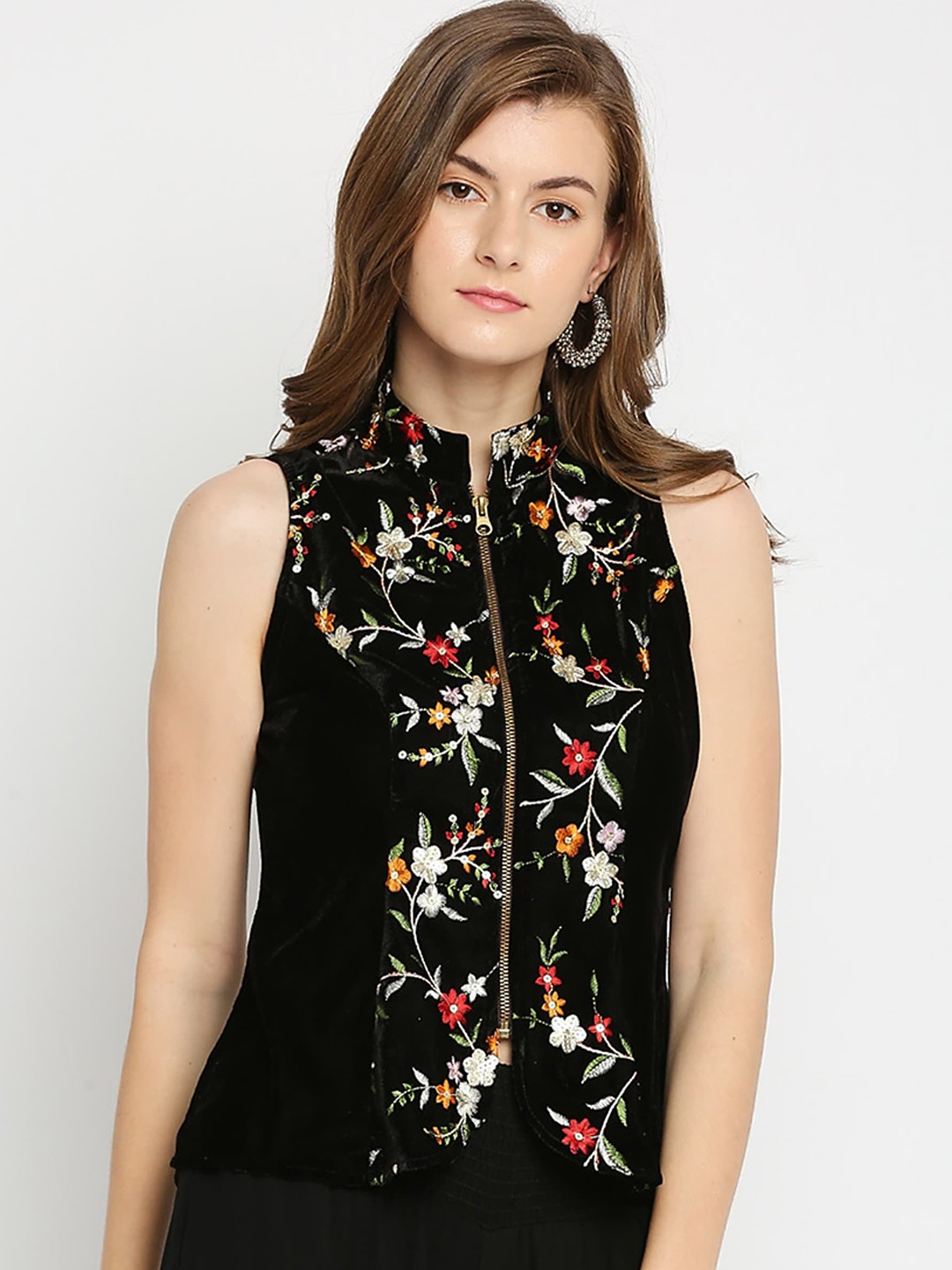 

Ira Soleil Women Black Floral Embroidered Velvet Lightweight Crop Tailored Jacket