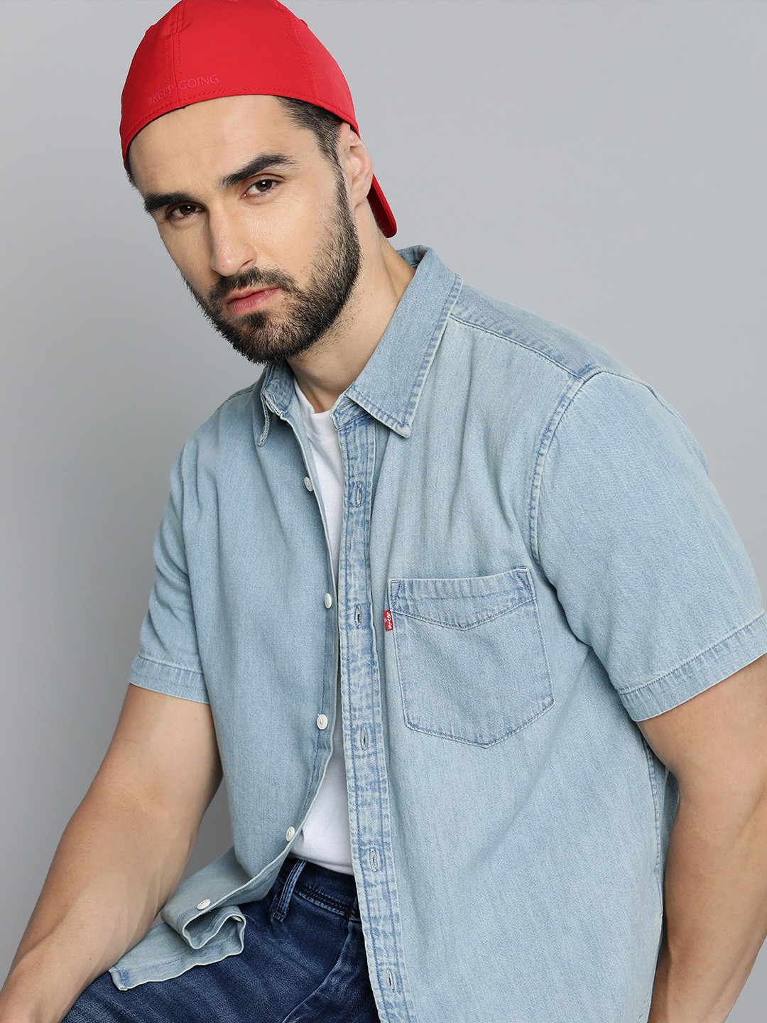 

Levis Men Light Blue Standard Fit Pure Cotton Casual Shirt