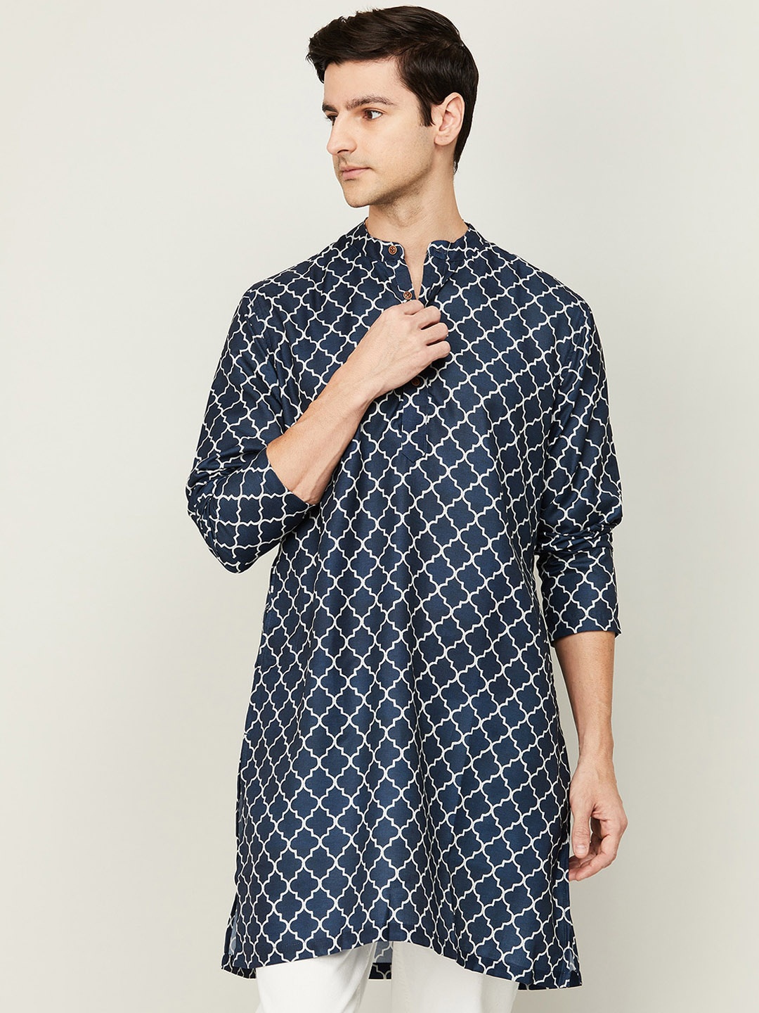 

Melange by Lifestyle Men Navy Blue Cotton Geometric Printed Kurta