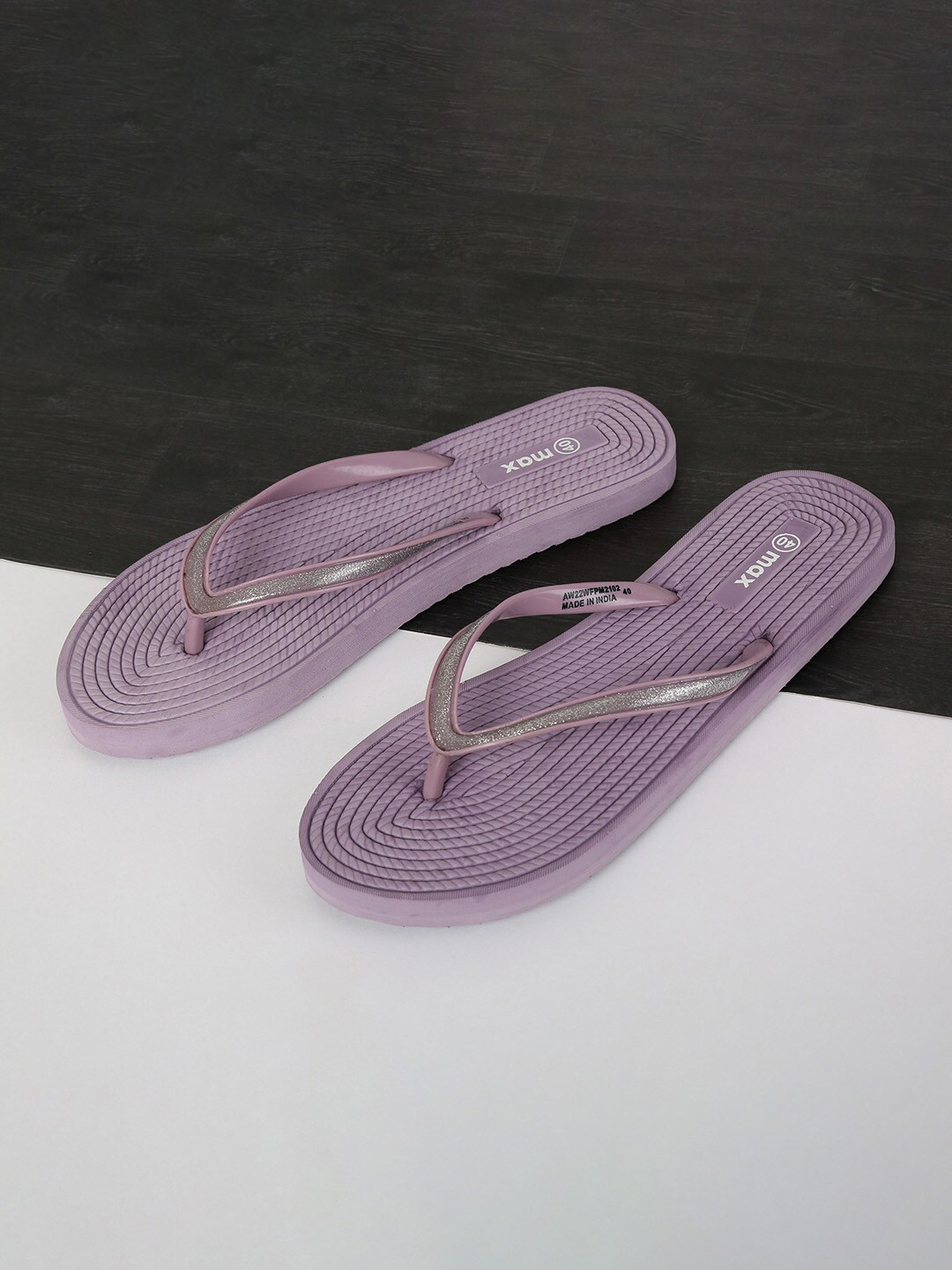 

max Women Purple & White Printed Slip-On Self Design Flip Flops