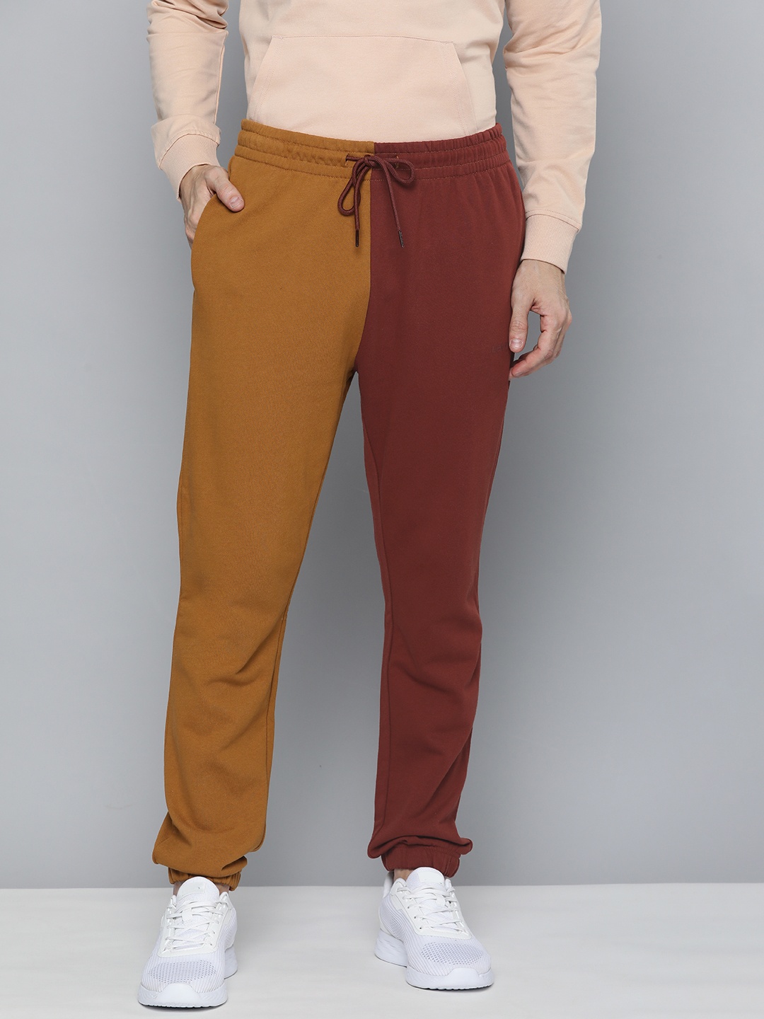 

Levis Men Rust Red And Mustard Colourblocked Mid-Rise Joggers Trousers