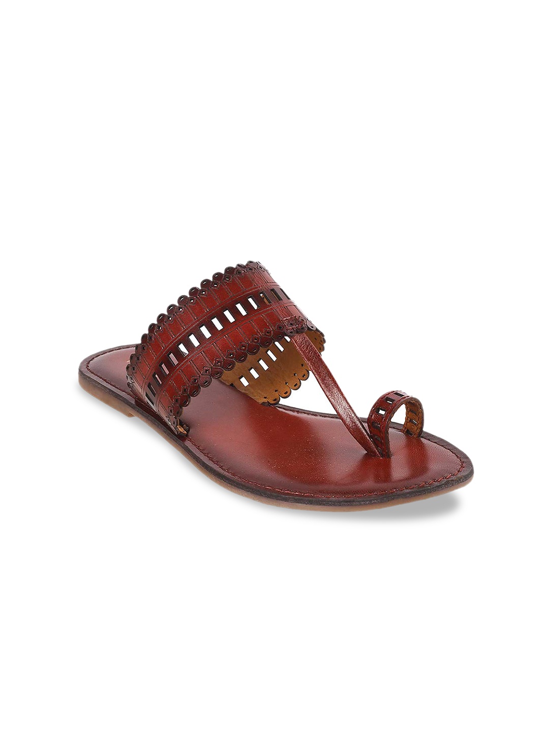 

Mochi Women Textured One Toe Flats with Laser Cuts, Maroon