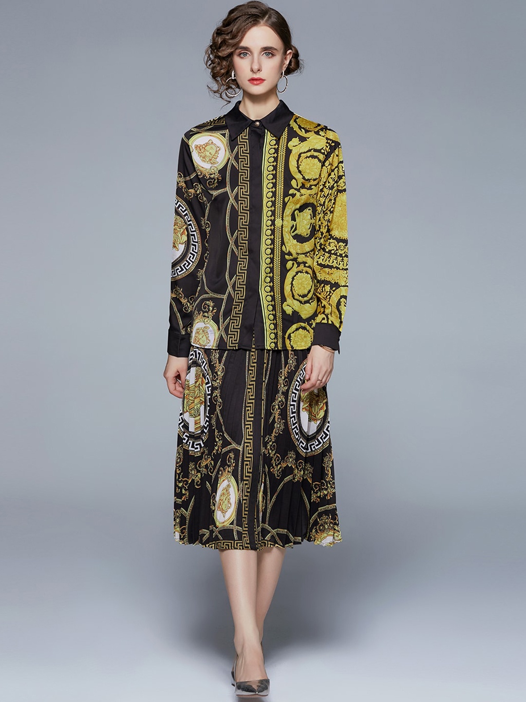 

JC Collection Women Black & Green Printed Co-ords