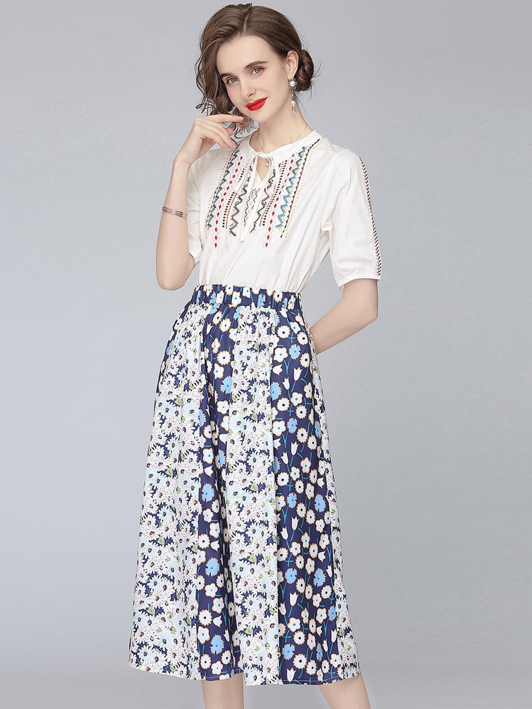 

JC Collection Women White & Blue Printed Co-Ords