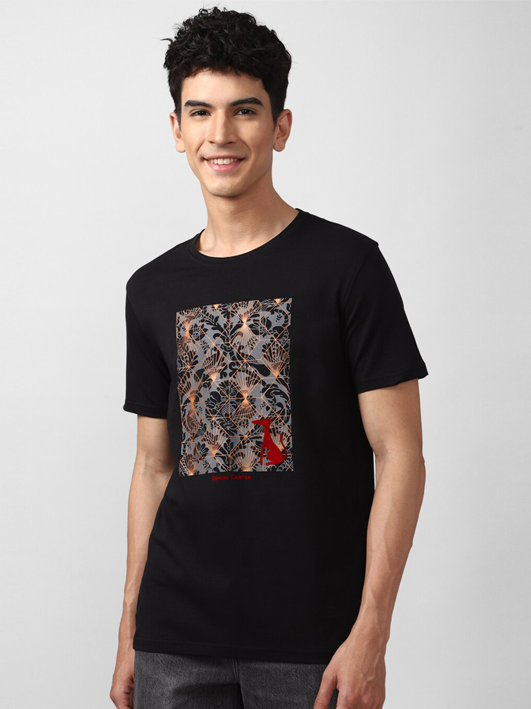 

SIMON CARTER LONDON Men Black Printed Slim Fit T-shirt