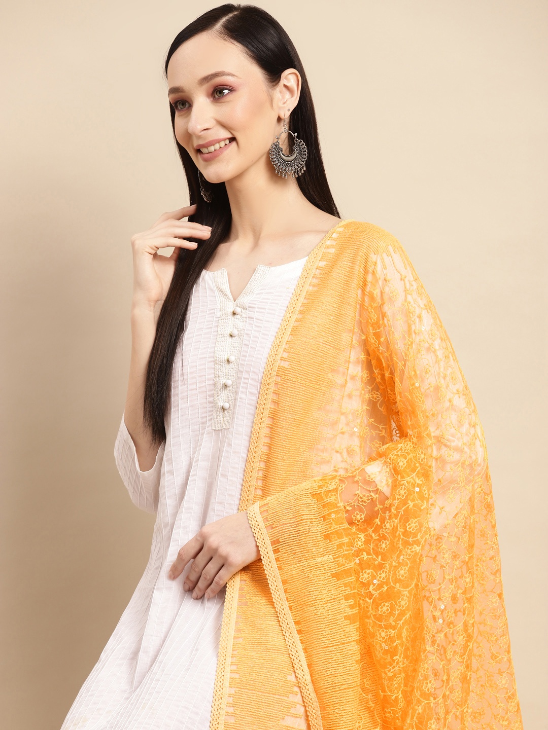 

Saadgi Yellow & Silver-Coloured Ethnic Motifs Chikankari Sequin Dupatta