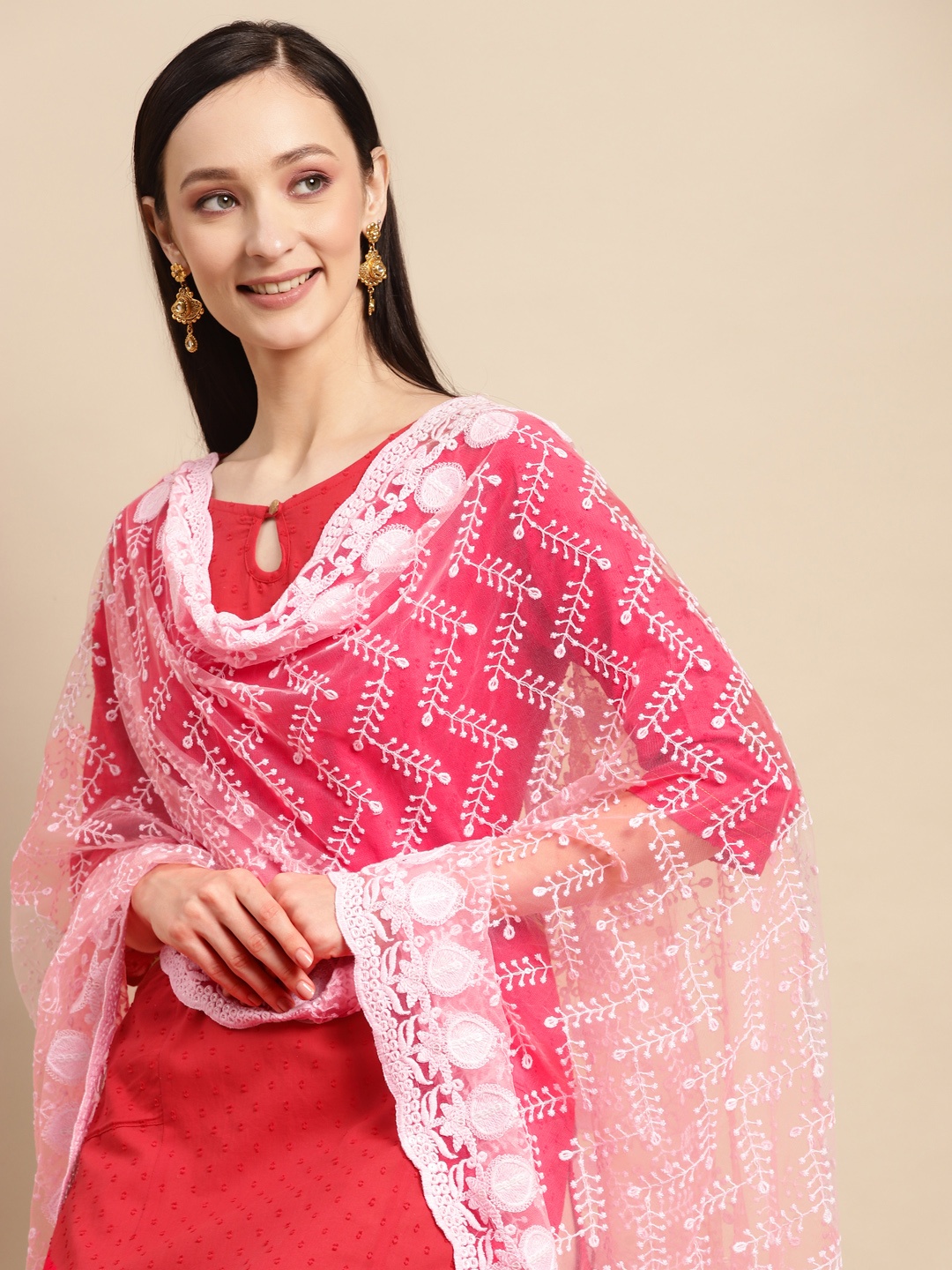 

Saadgi Pink & Silver-Coloured Ethnic Motifs Chikankari Sequin Dupatta
