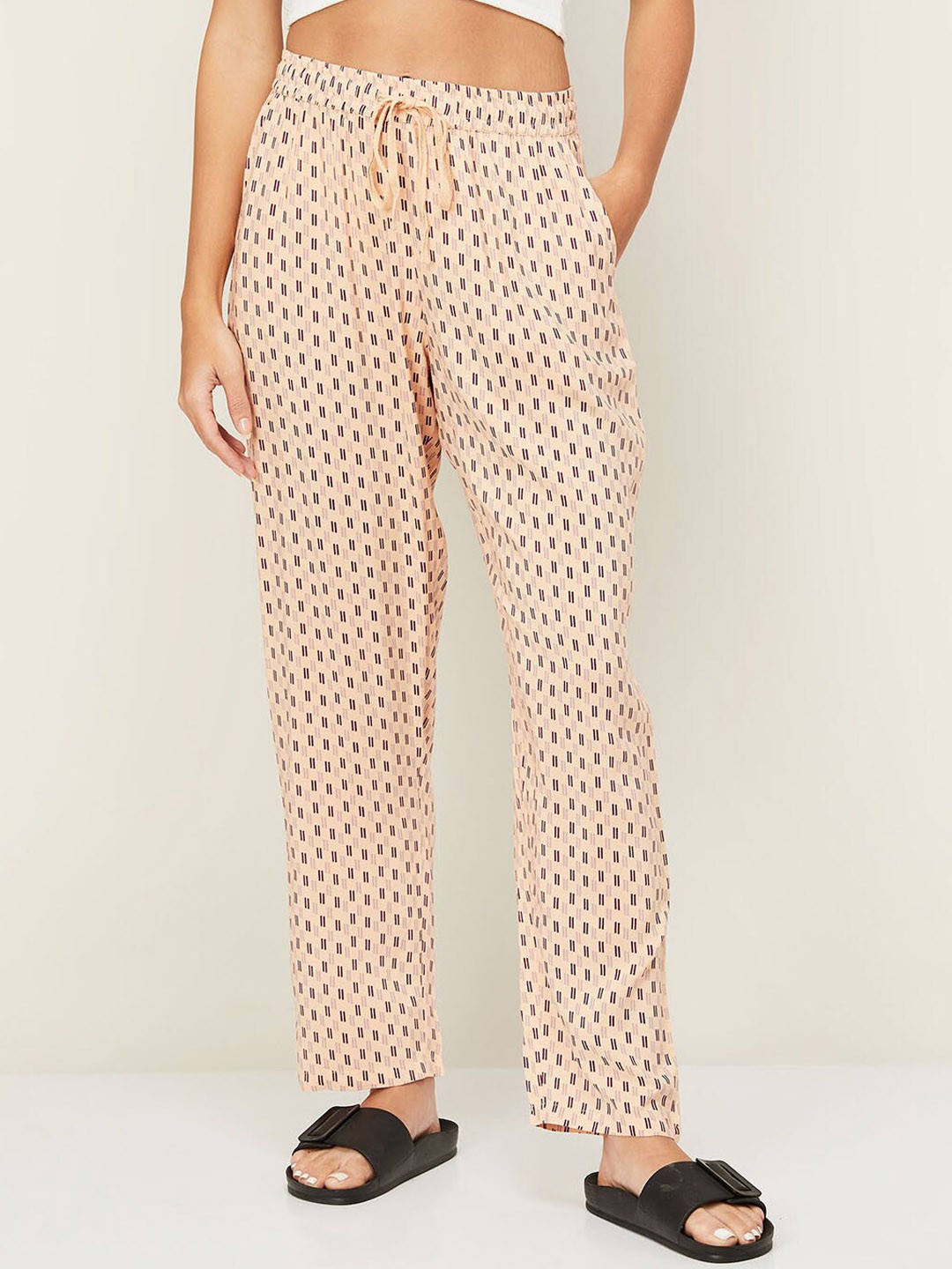 

Ginger by Lifestyle Women Pink Printed Cotton Lounge Pants