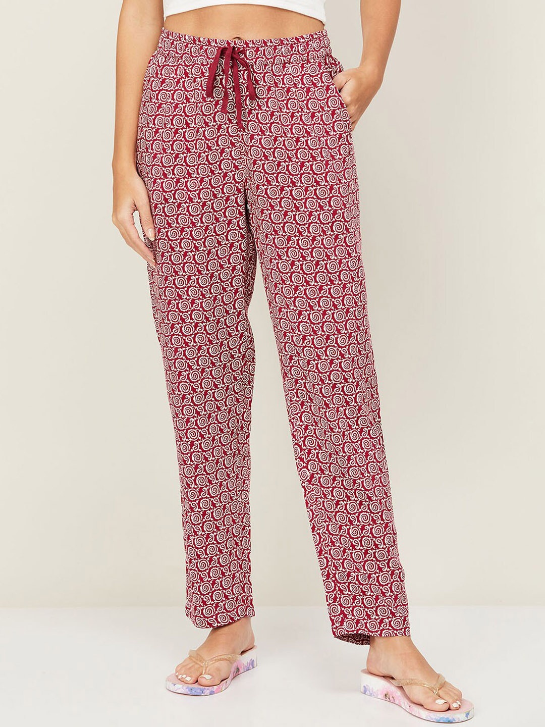

Ginger by Lifestyle Women Maroon Printed Cotton Lounge Pants
