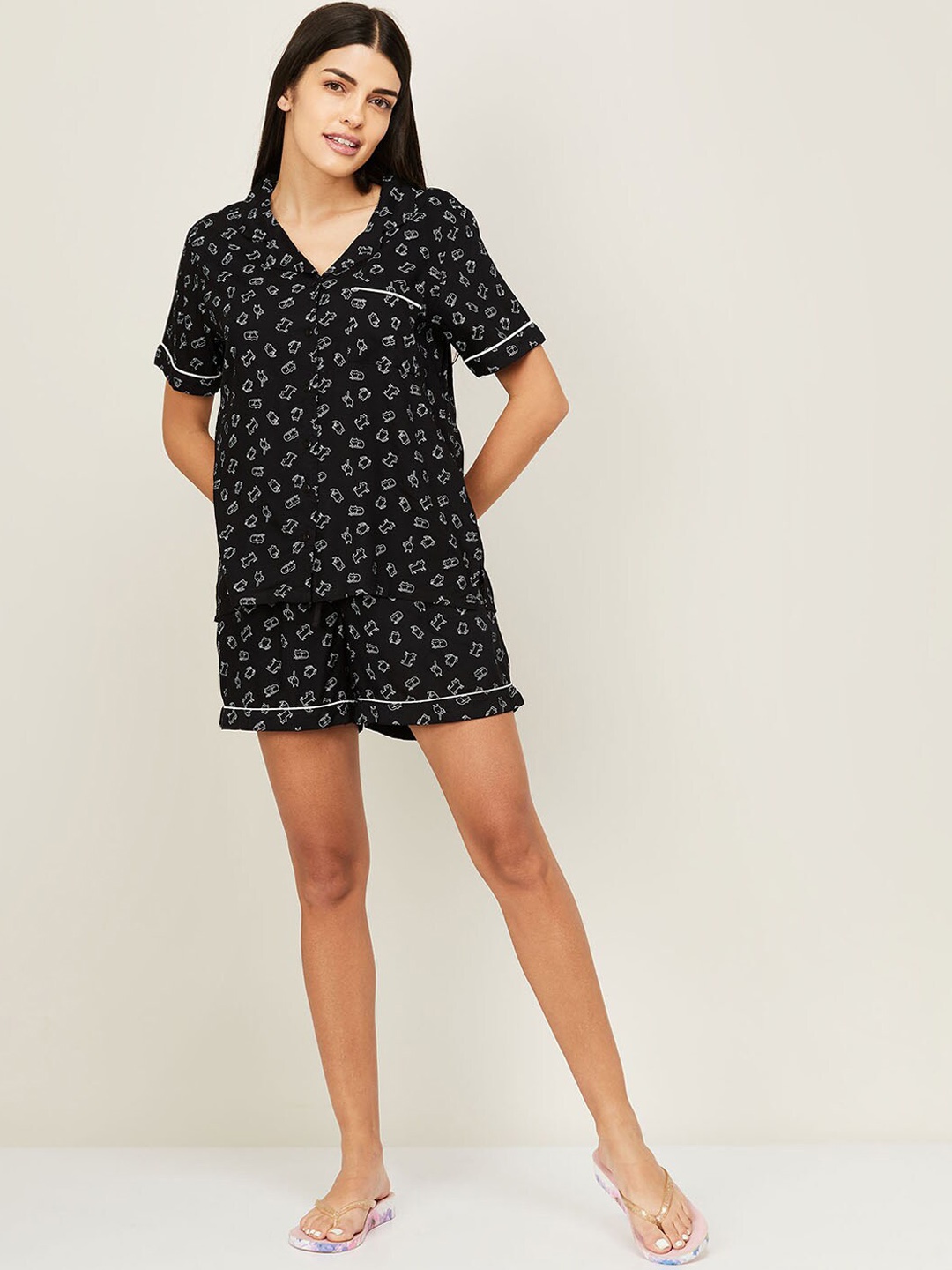 

Ginger by Lifestyle Women Printed Night suit, Black
