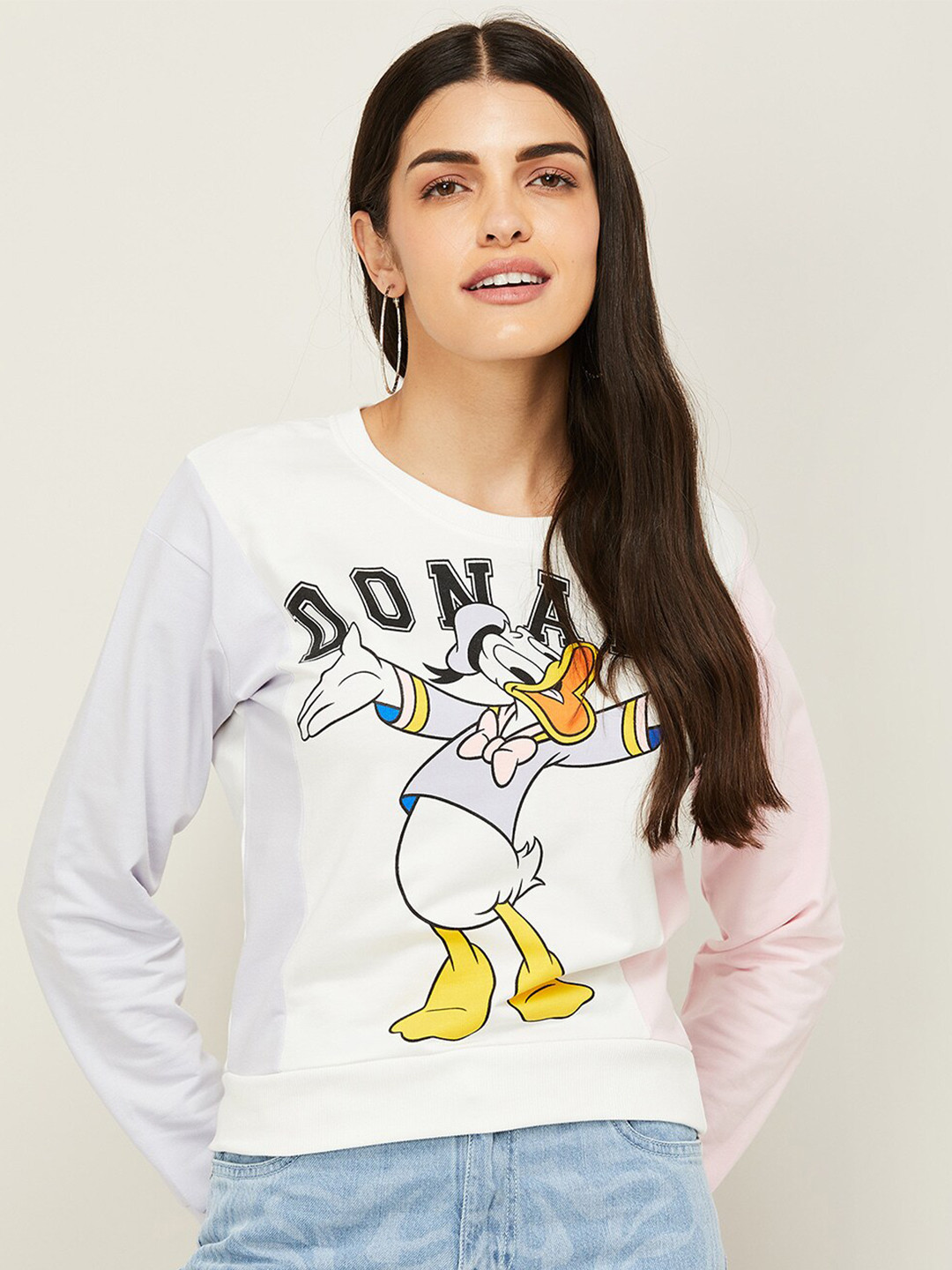 

Ginger by Lifestyle Women White Cotton Printed Sweatshirt