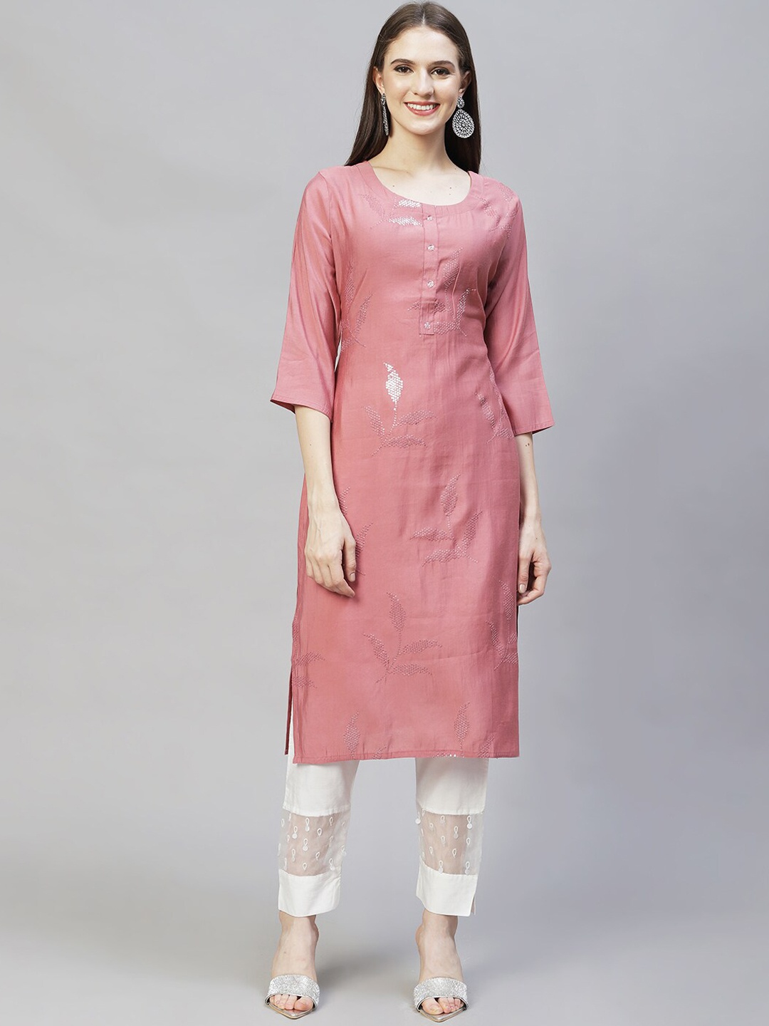 

FASHOR Women Pink Floral Embroidered Chanderi Silk Kurta