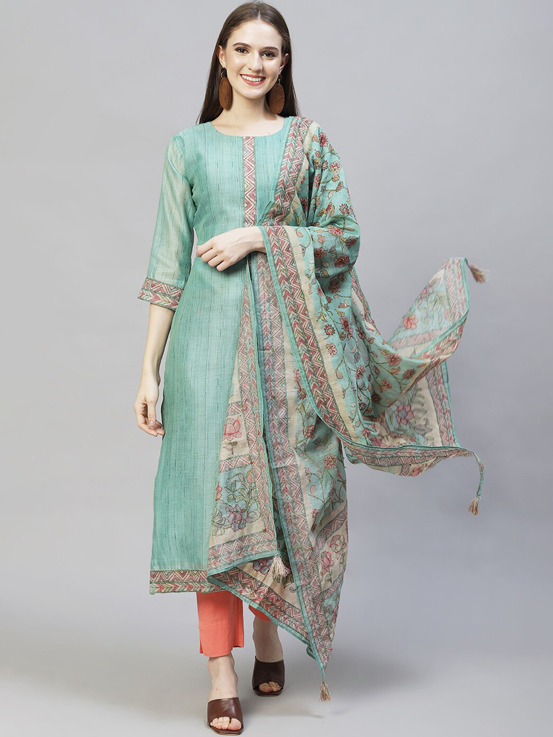 

FASHOR Women Green Floral Printed Chanderi Silk Kurta with Dupatta