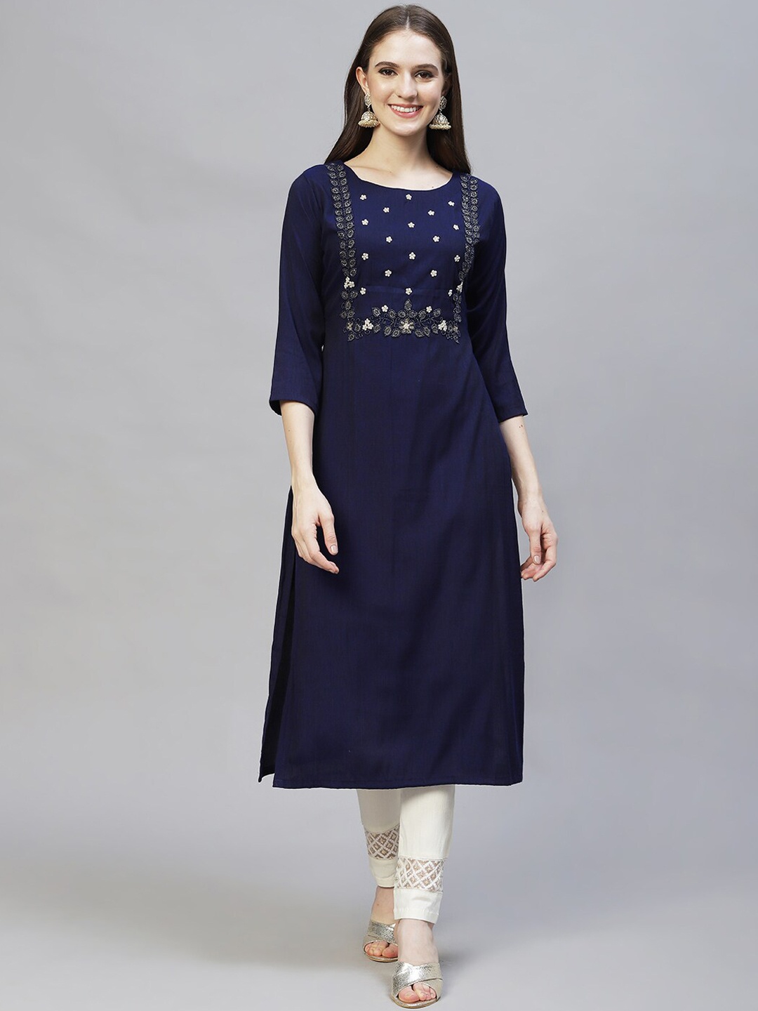 

FASHOR Women Violet Ethnic Motifs Yoke Design Straight Kurta