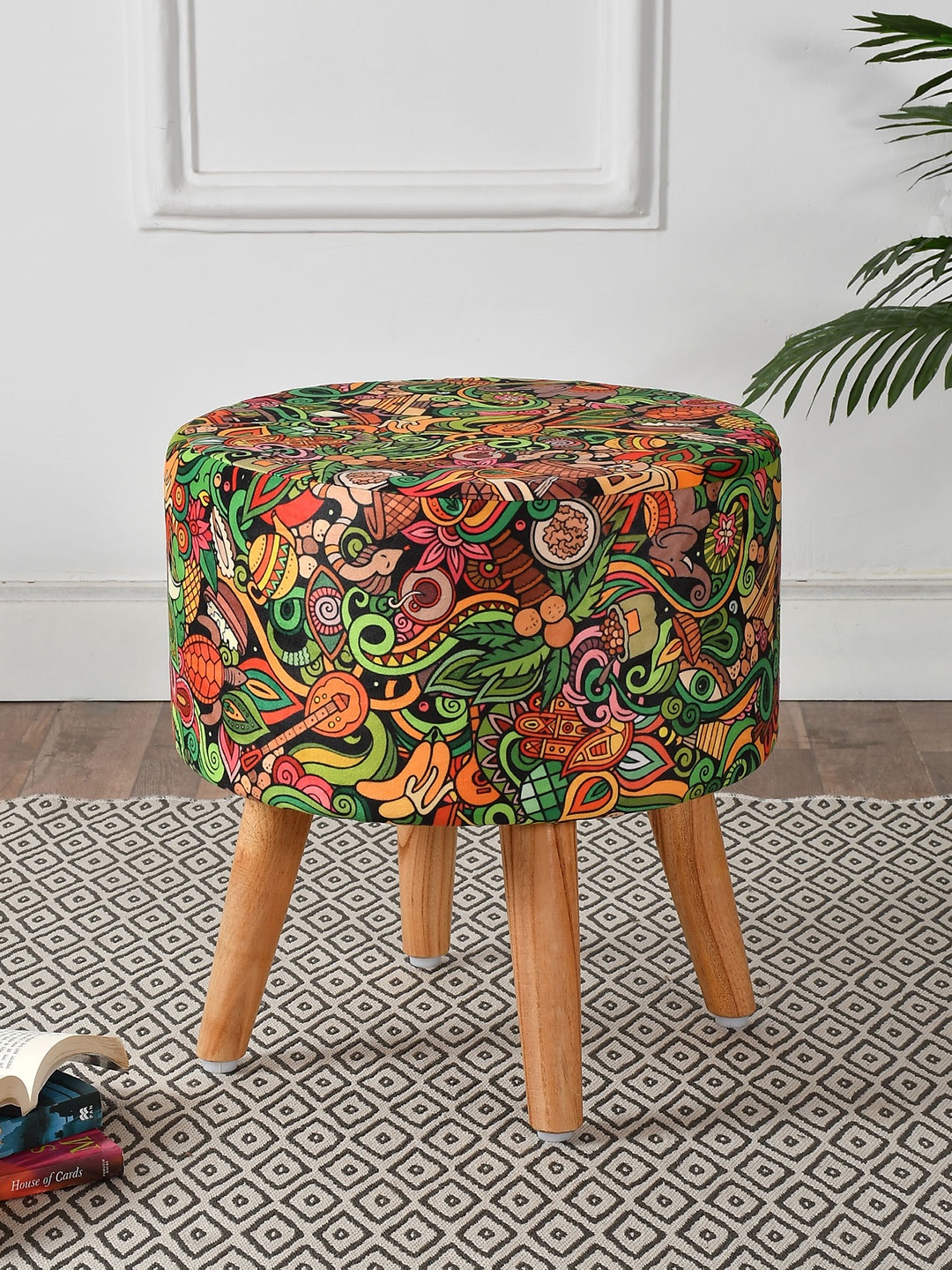 

RIANCE CREATIONS Black Printed Wooden Round Ottomans