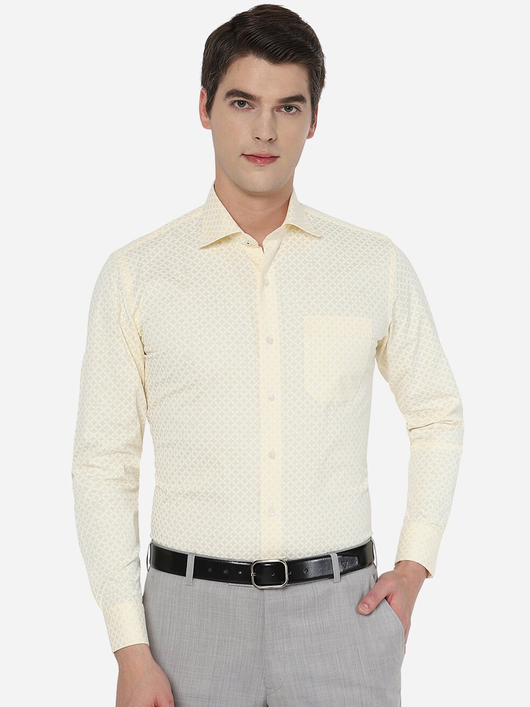 

METAL Men Yellow Tight Slim Fit Printed Cotton Formal Shirt
