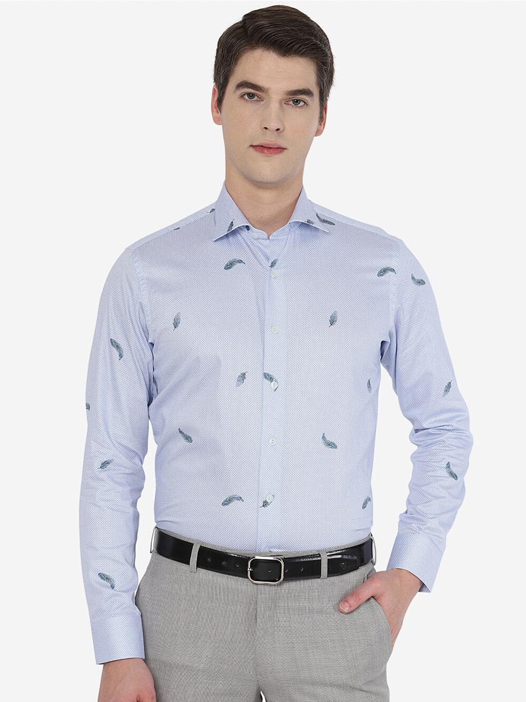 

WYRE Men Blue Tight Slim Fit Printed Casual Shirt