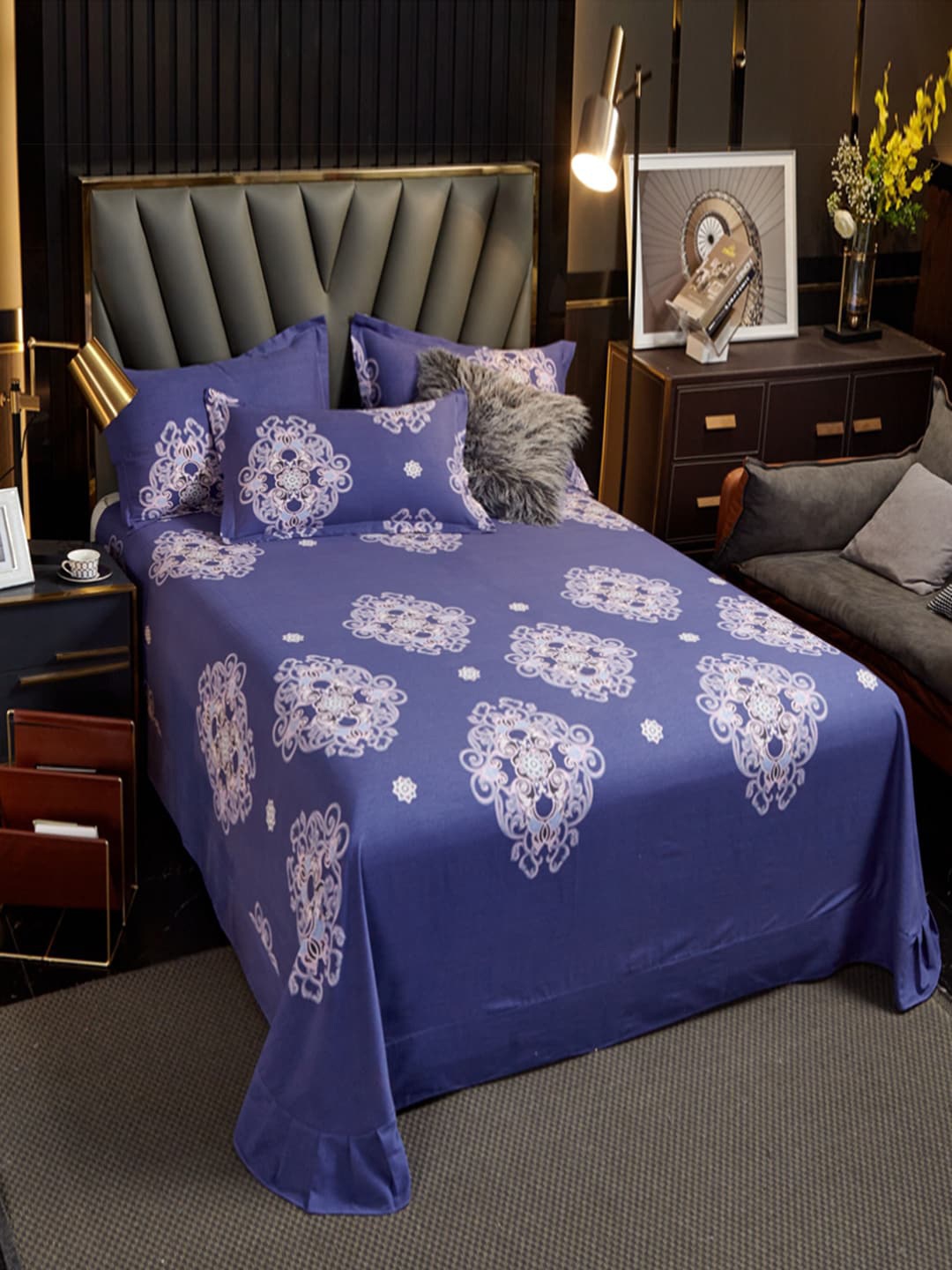 JC HOME Blue & Off White Ethnic Motifs 220 TC King Bedsheet with 2 Pillow Covers