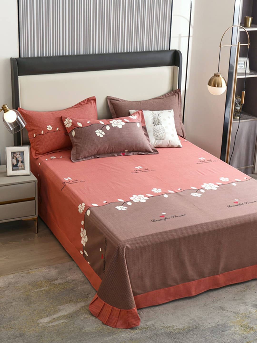

JC HOME Rust & Brown Floral 220 TC Queen Bedsheet with 2 Pillow Covers