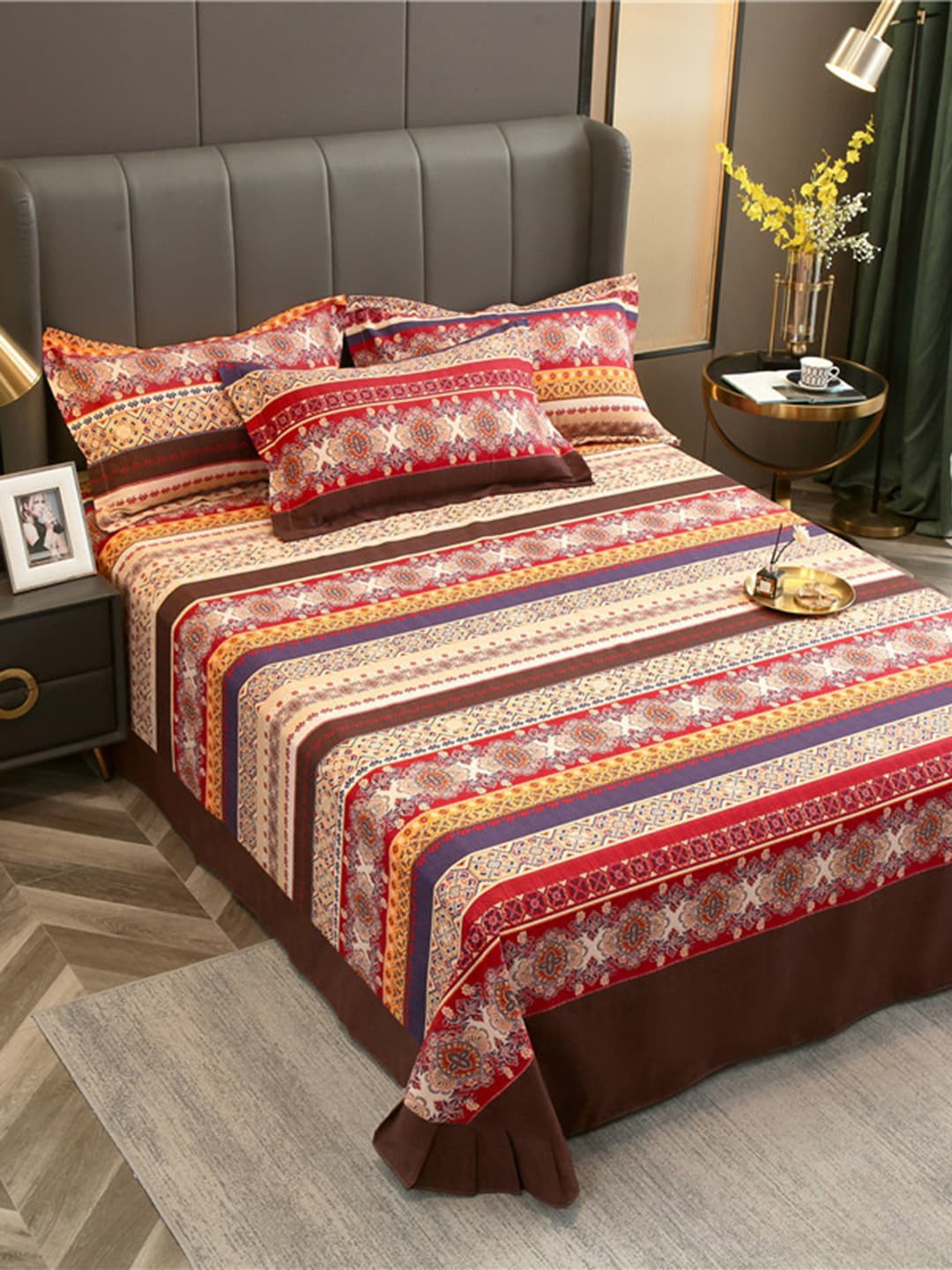 

JC HOME Brown & Red Ethnic Motifs 220 TC Cotton King Bedsheet with 2 Pillow Covers