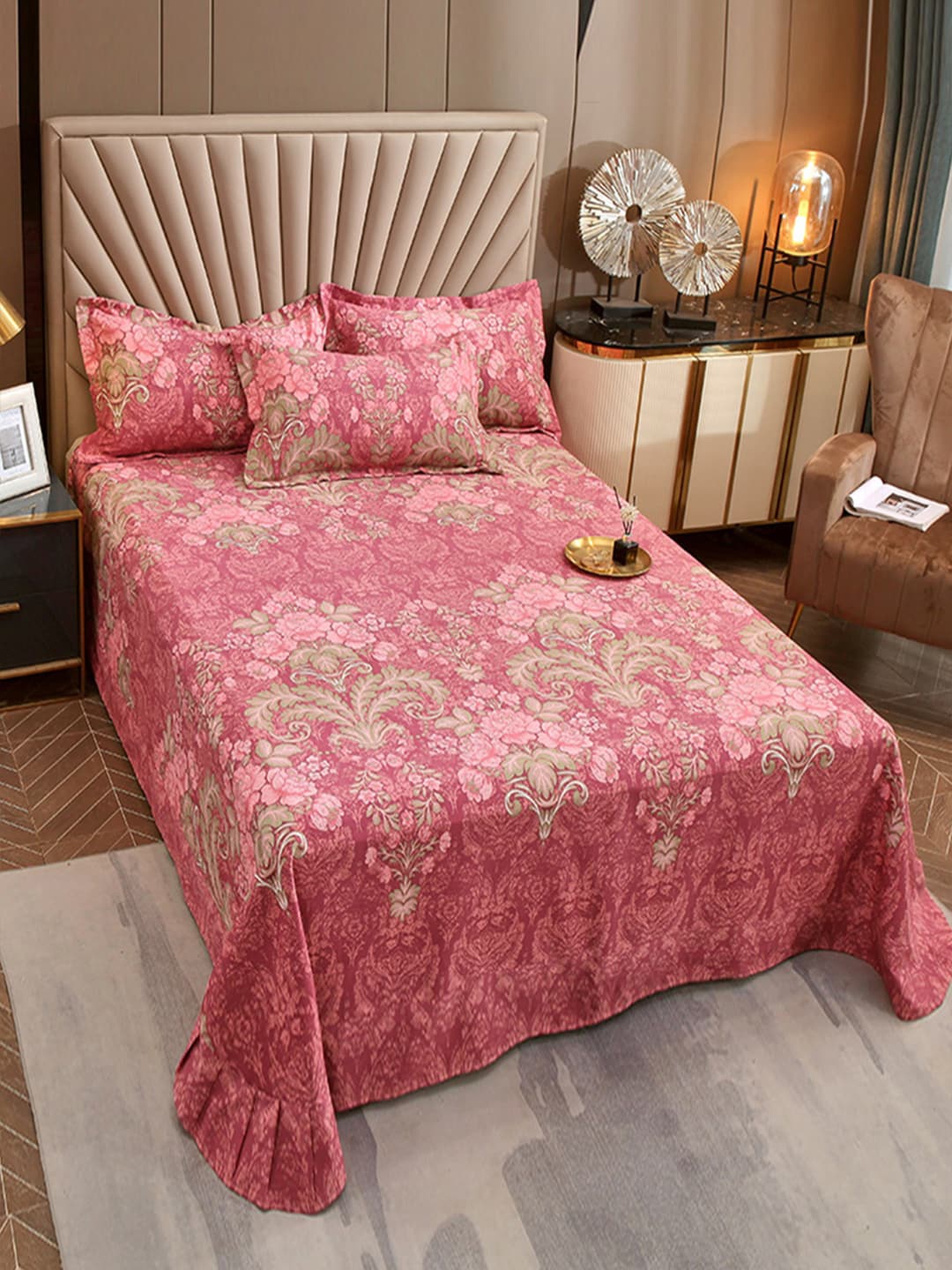 JC HOME Pink & Green Ethnic Motifs Queen Bedsheet with 2 Pillow Covers