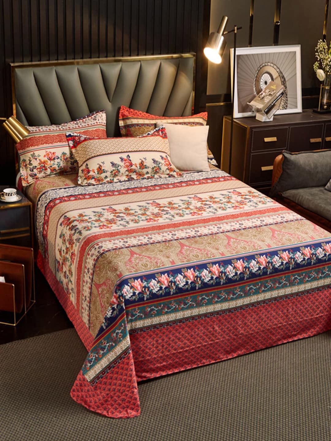 

JC HOME Peach-Coloured & Red Floral 220 TC Queen Bedsheet with 2 Pillow Covers